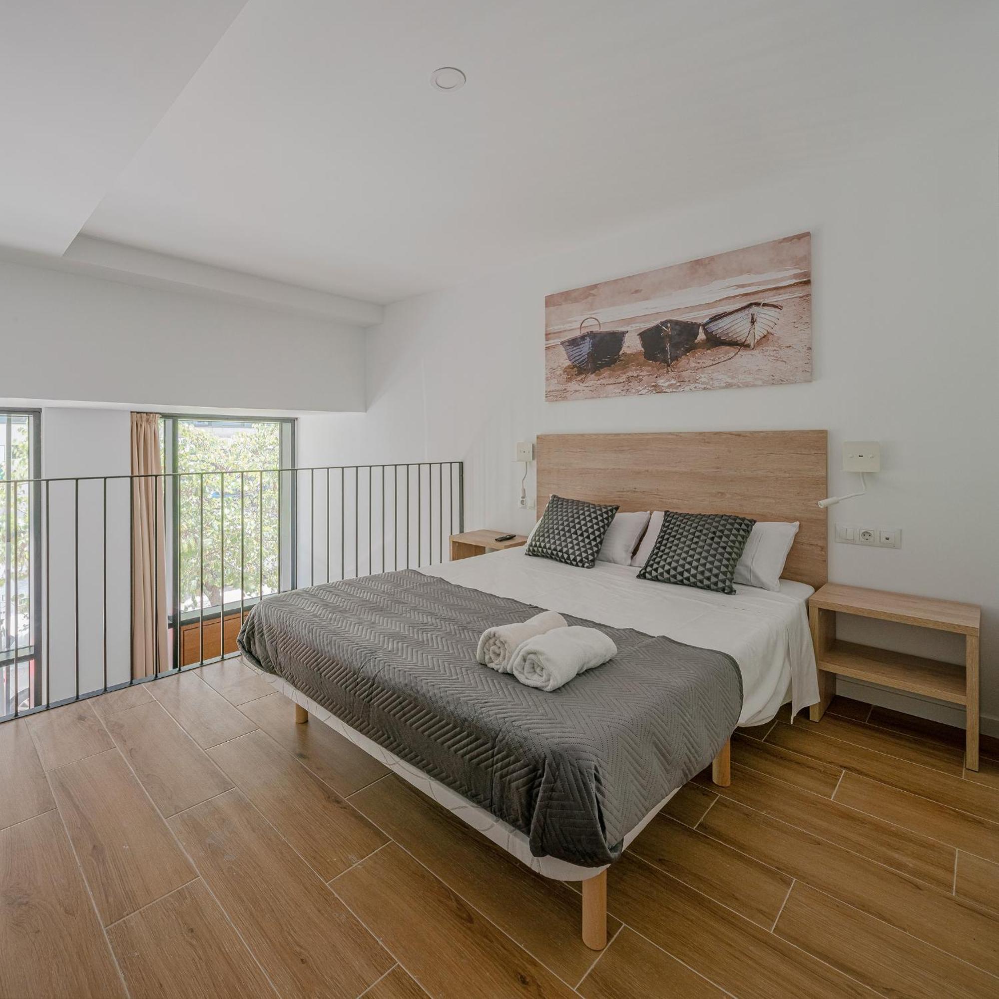 Apartment New Duplex, 2 Wc, Frente Ciudad De Ciencias Y Artes *