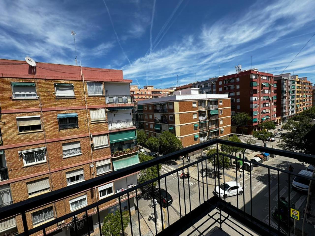 Assutzena 5 * Valencia