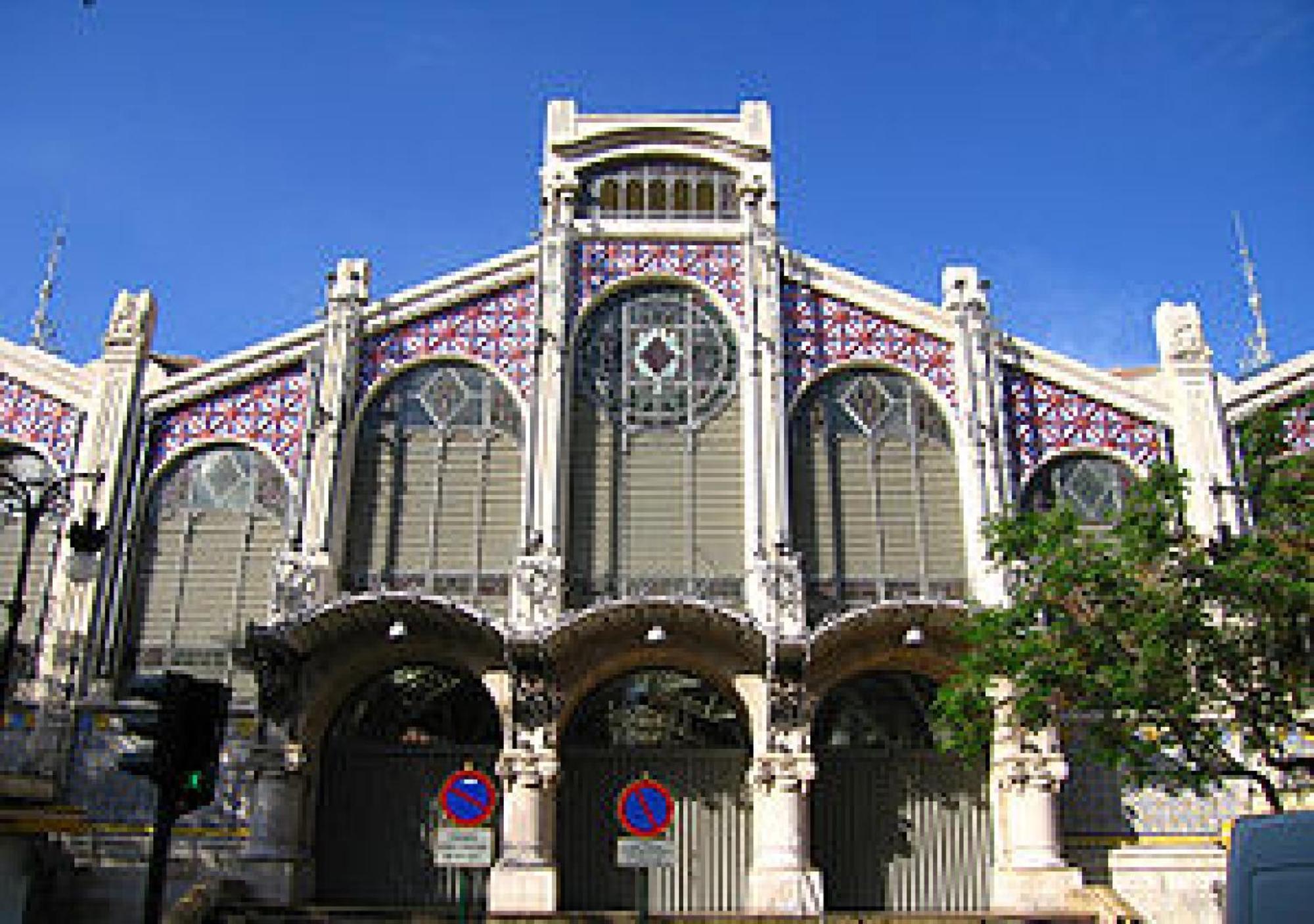 Redonda Luxury Downtown