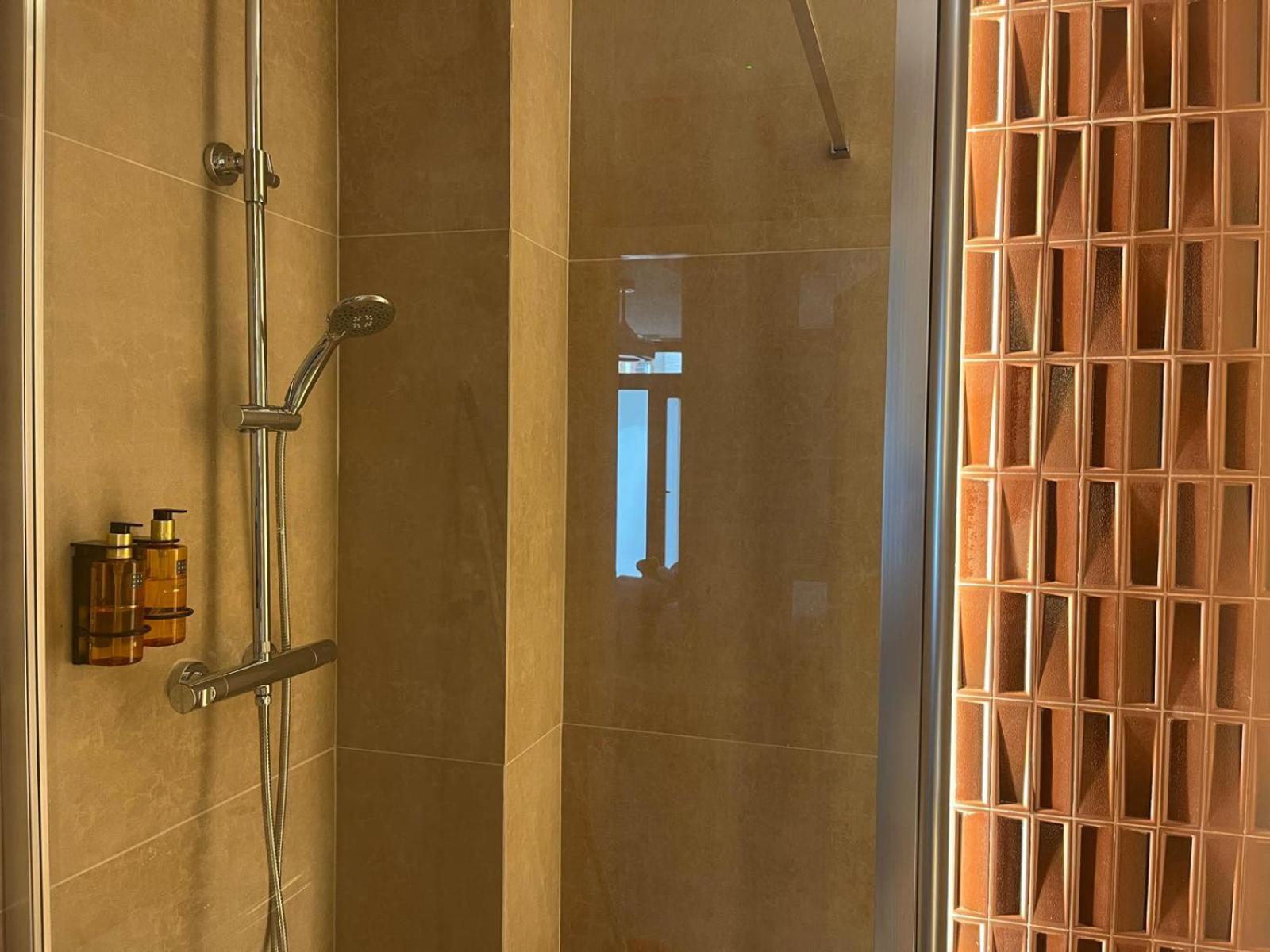 Osito Hub - Pintor Nicolau Apartamento