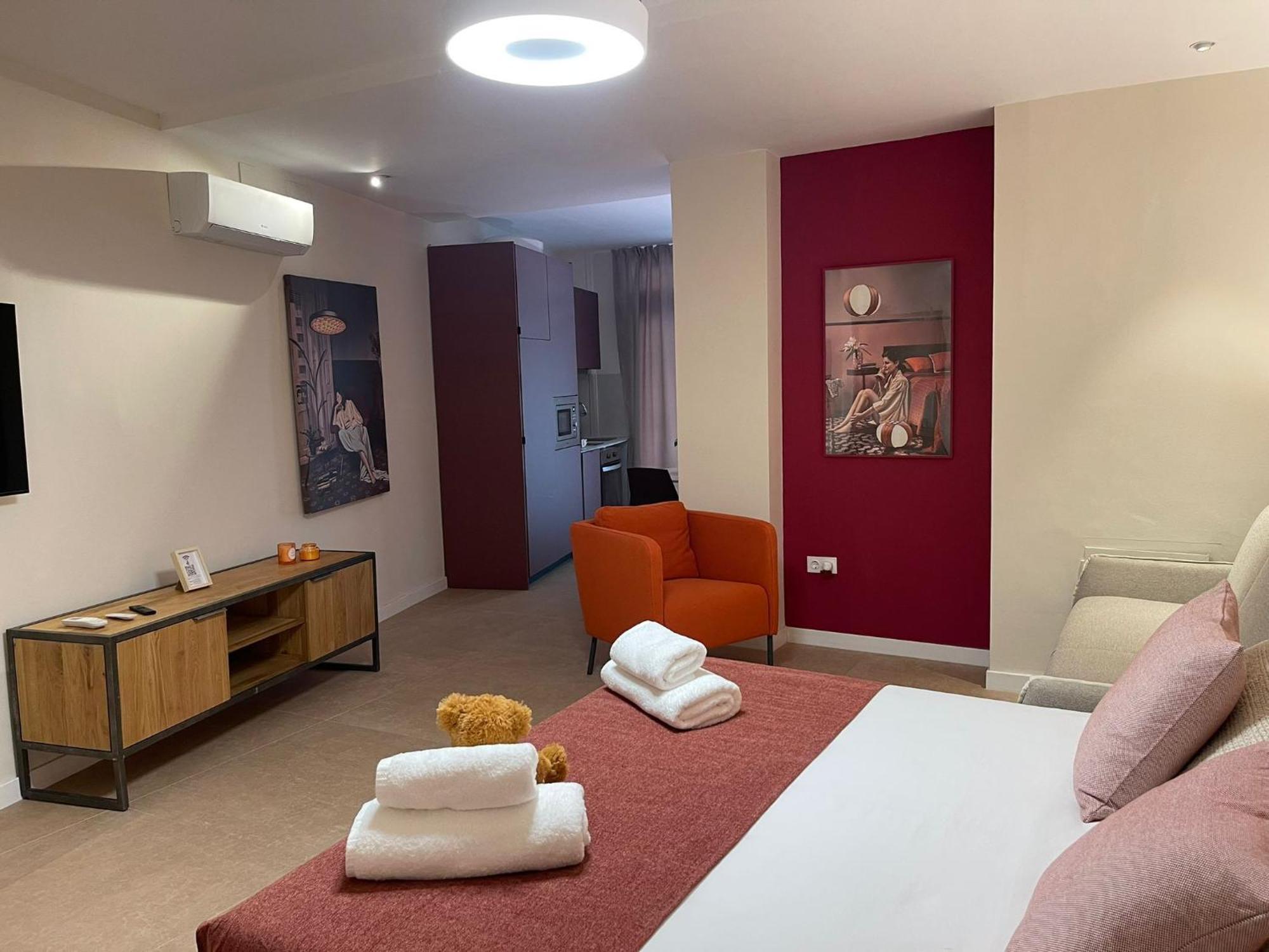 Apartamento Osito Hub - Pintor Nicolau Valencia