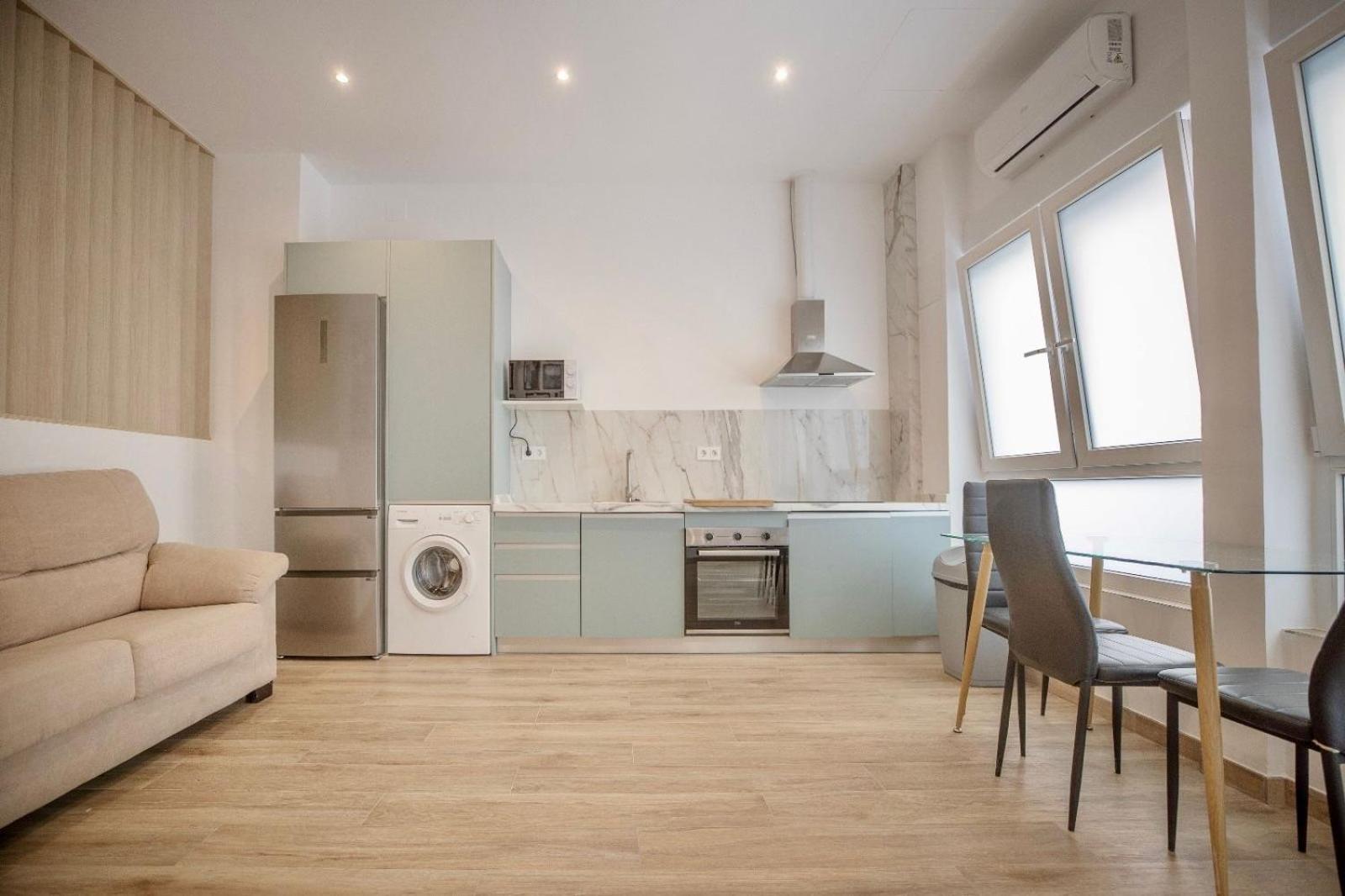 Loft De Diseno Junto A La Dama De Elche Apartamento