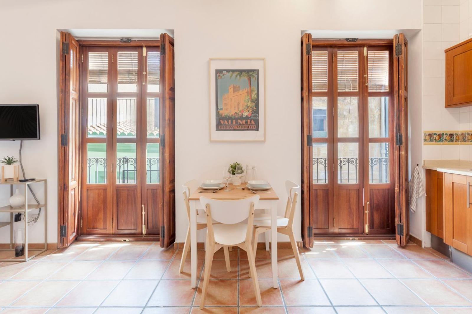 Loft Reformado Y Soleado Junto Al Mercado Apartamento