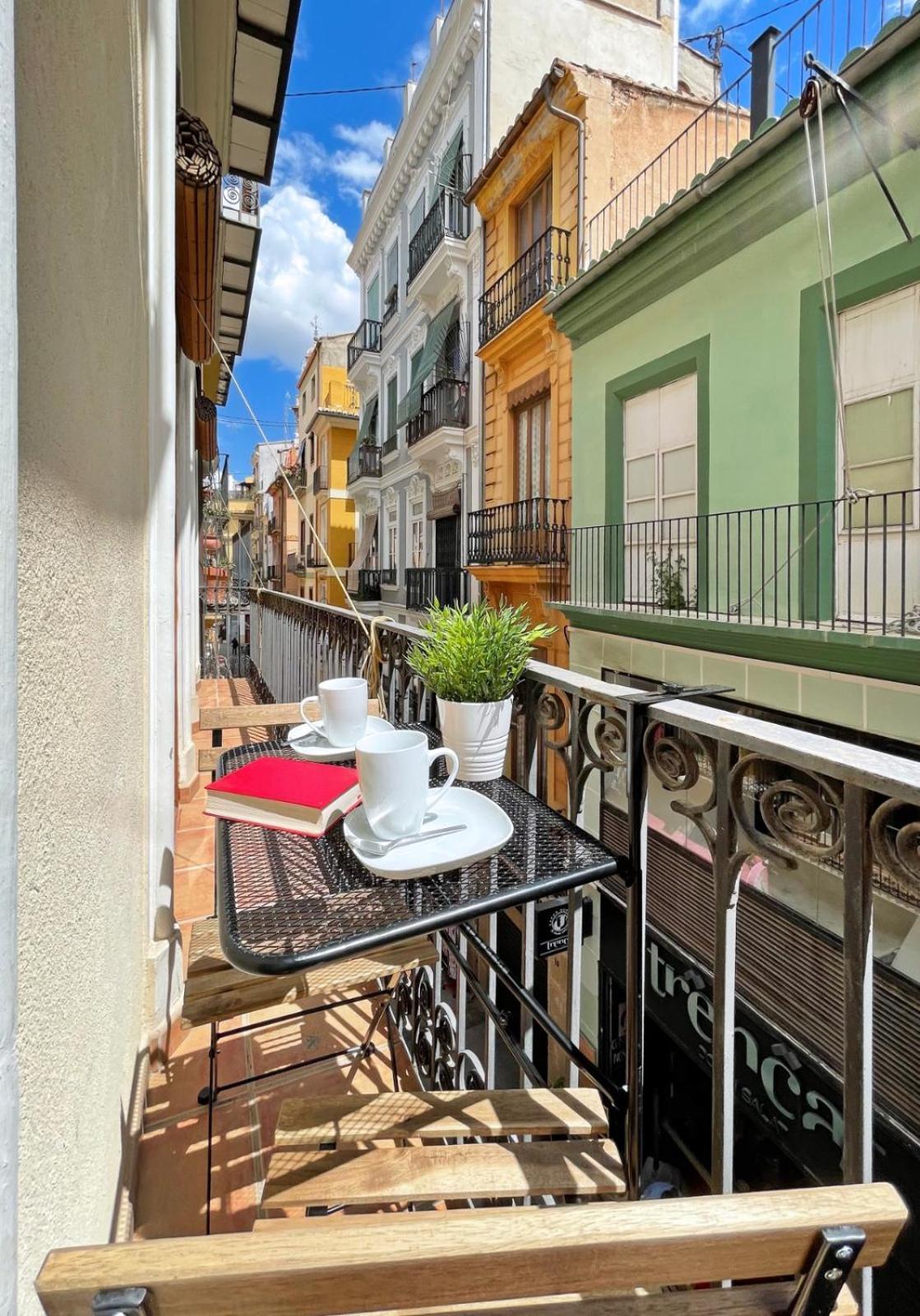 Loft Reformado Y Soleado Junto Al Mercado * Valencia
