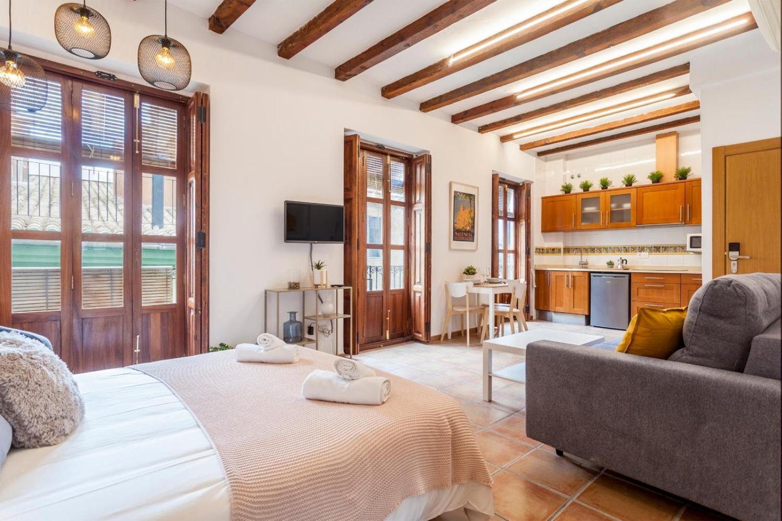 Loft Reformado Y Soleado Junto Al Mercado Apartamento