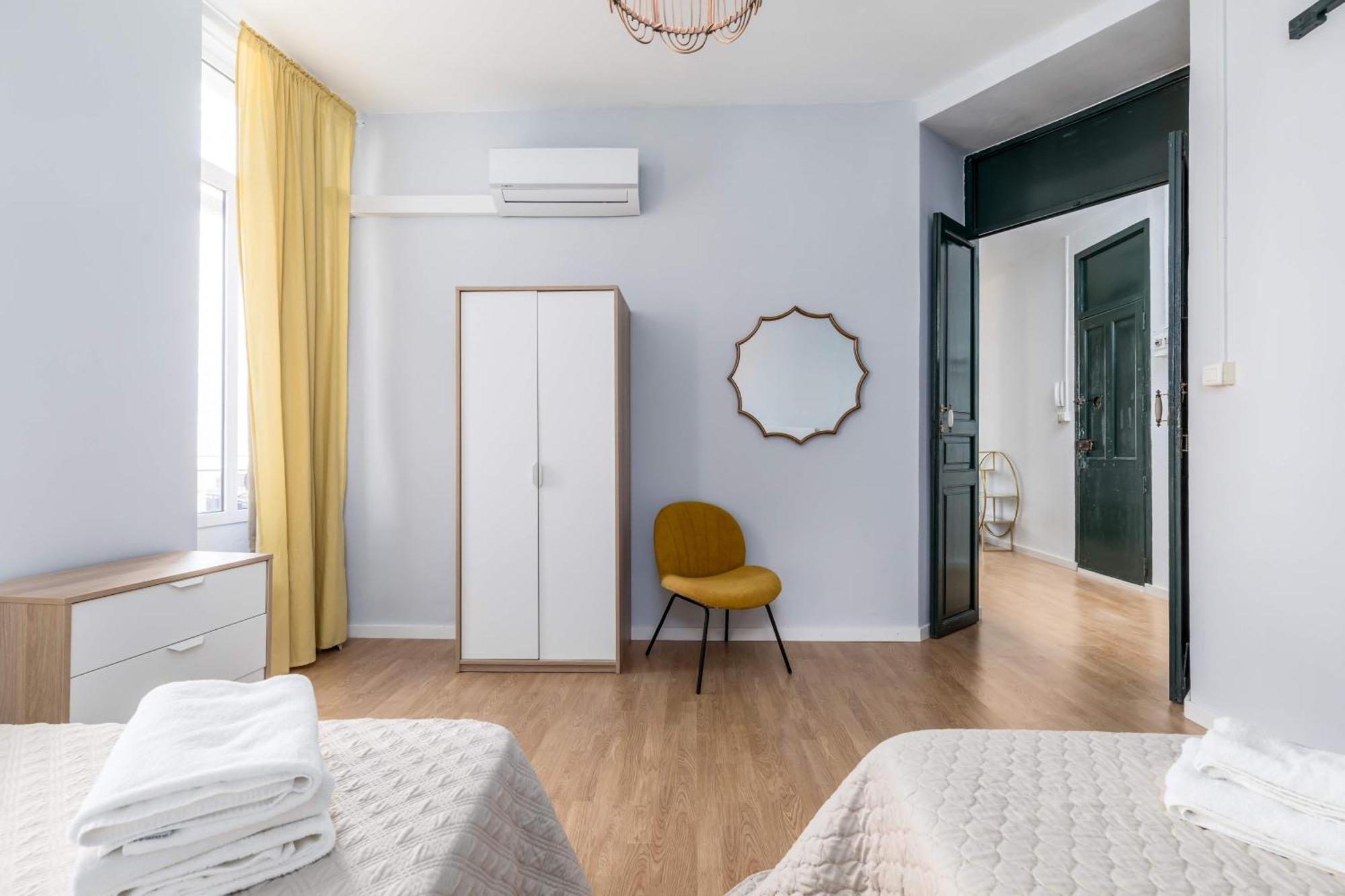Travel Habitat Port Valencia. Apartment