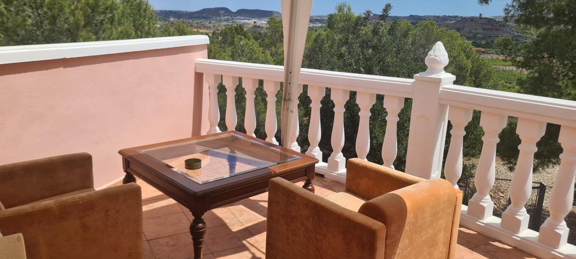 Chateau Angelique * Valencia