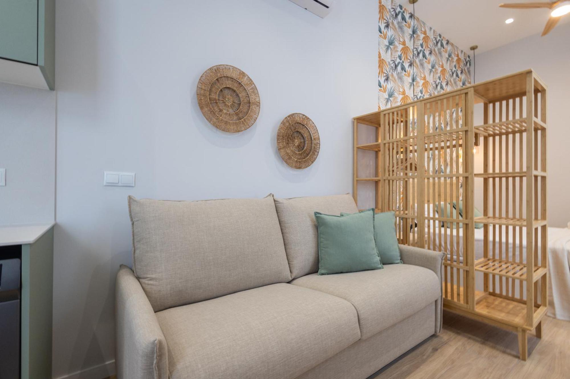 Florit Flats - The Trafalgar Iv