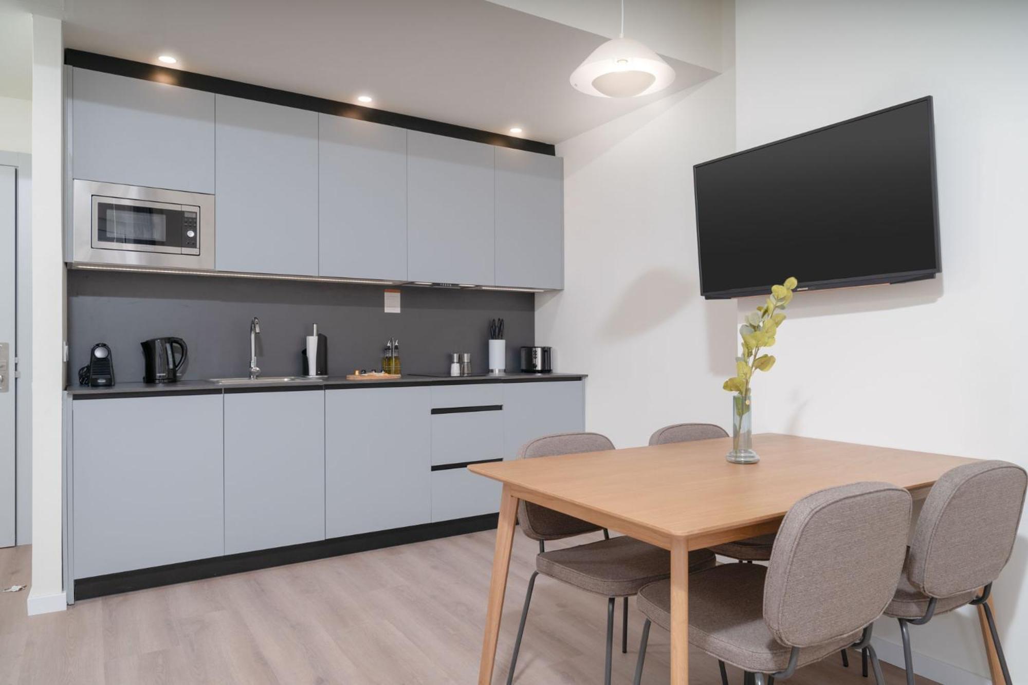Limehome Carrer De Sant Jacint * Valencia