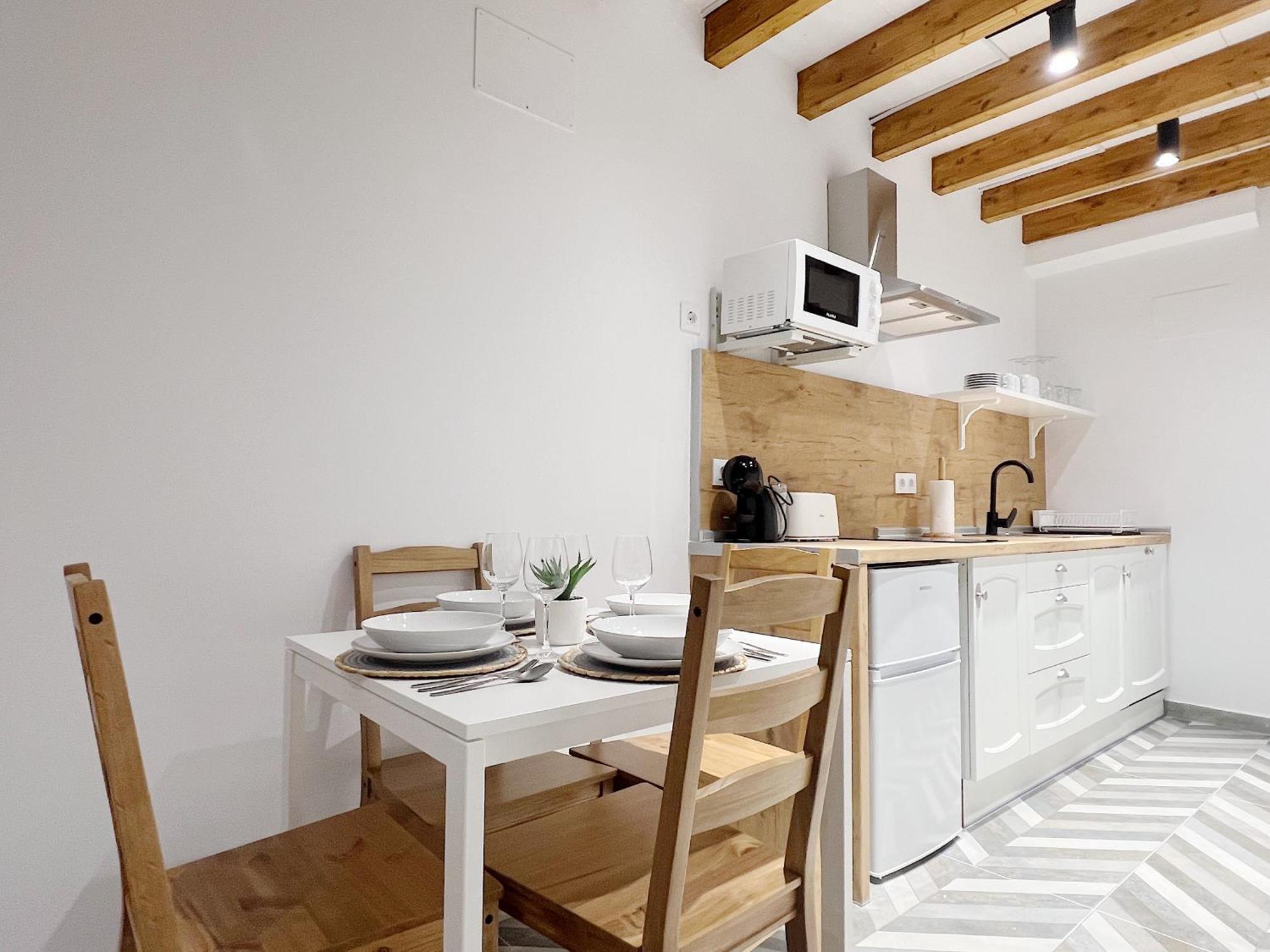 Encantador Vigas De Madera Apartment *