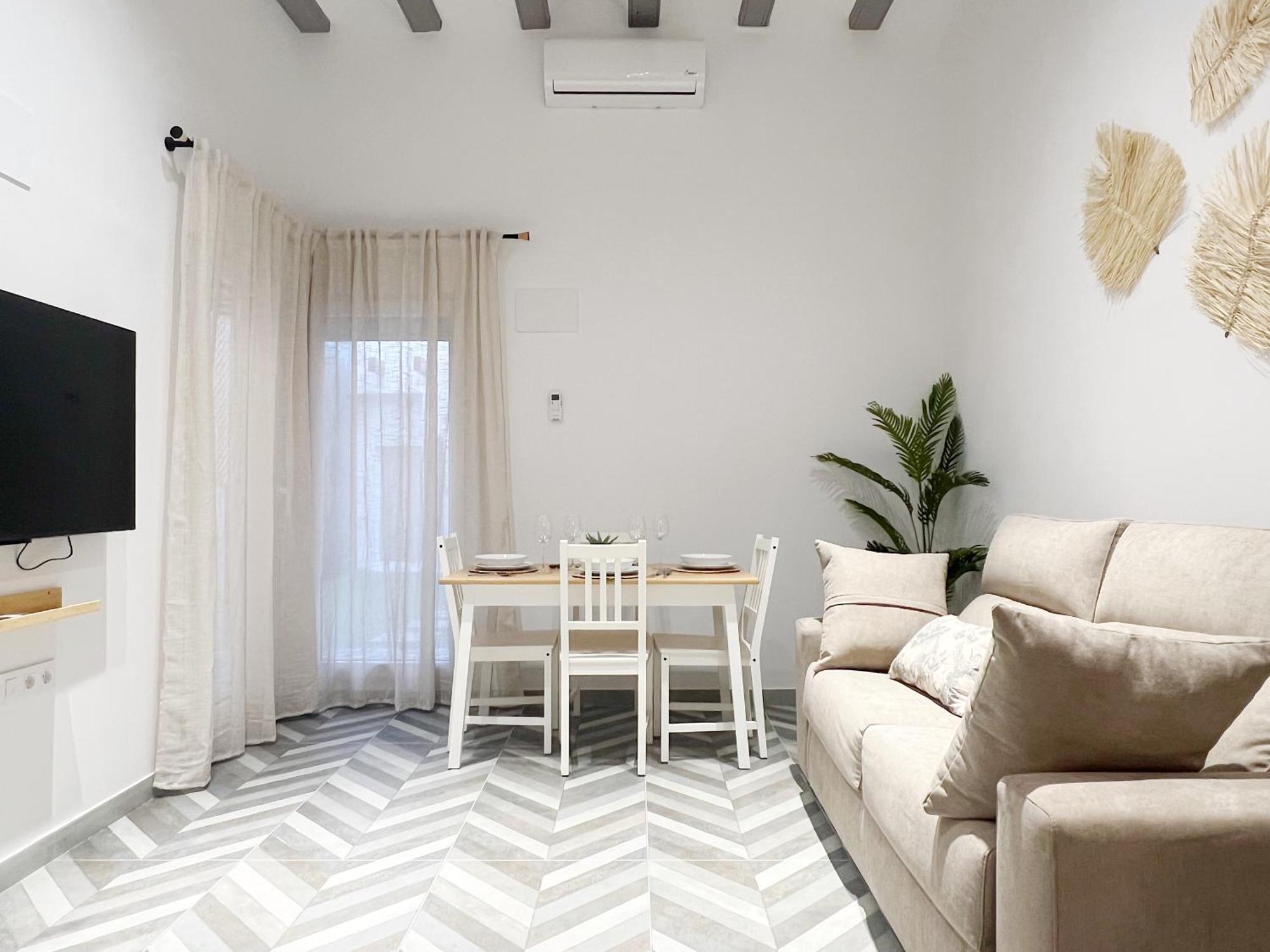 Encantador Vigas De Madera Apartment