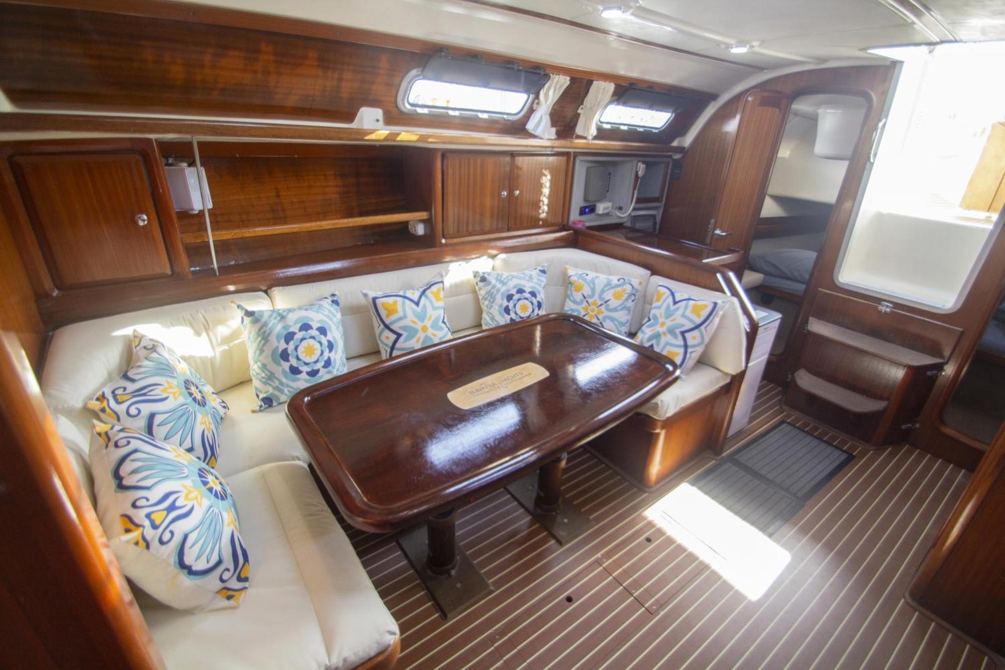 Autentico Velero En Hotel en barco *