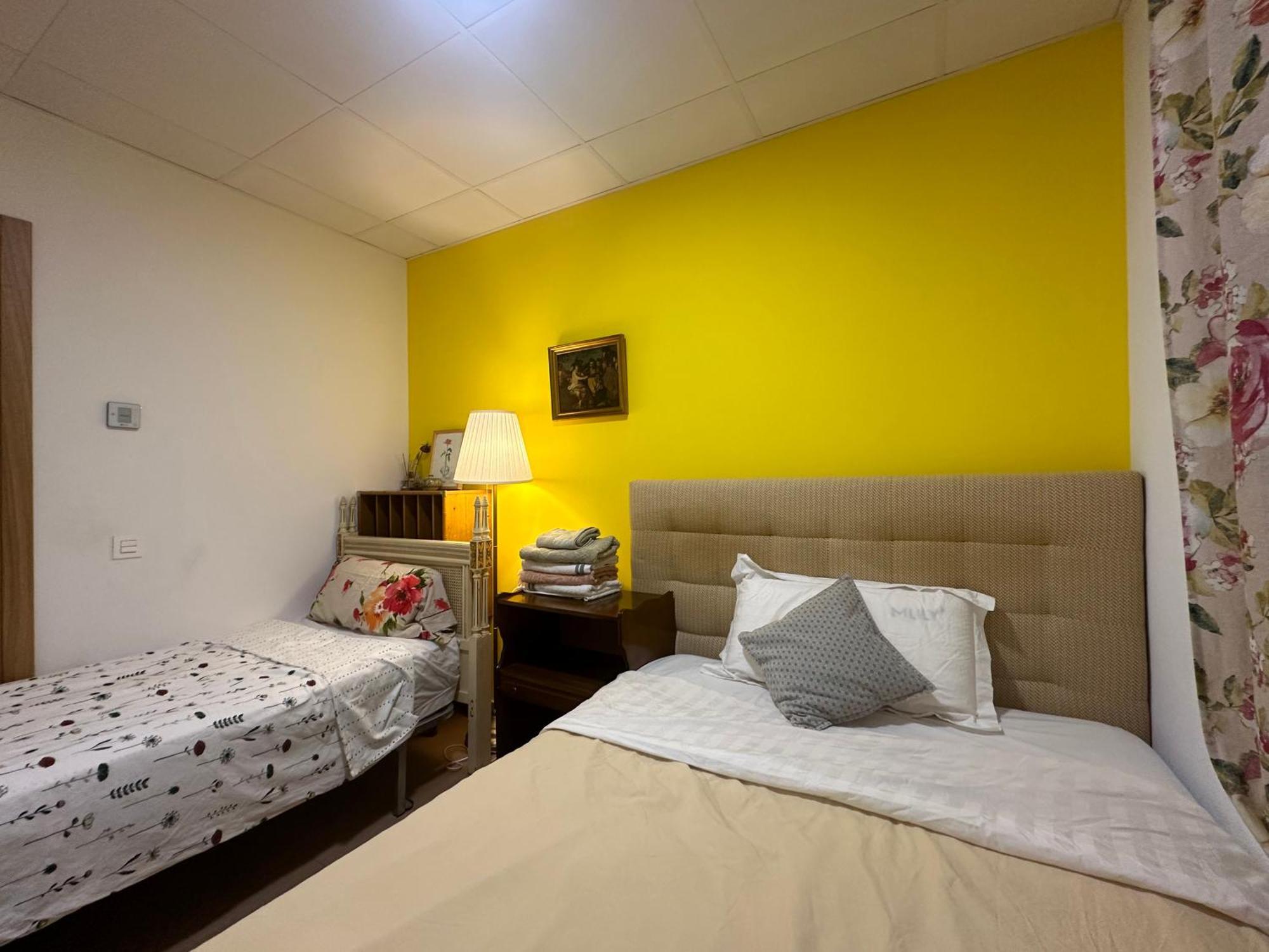 Habitación en casa particular Mirador 2 Del Mercado - Con Bano Privado En El Centro De La Ciudad Vella *