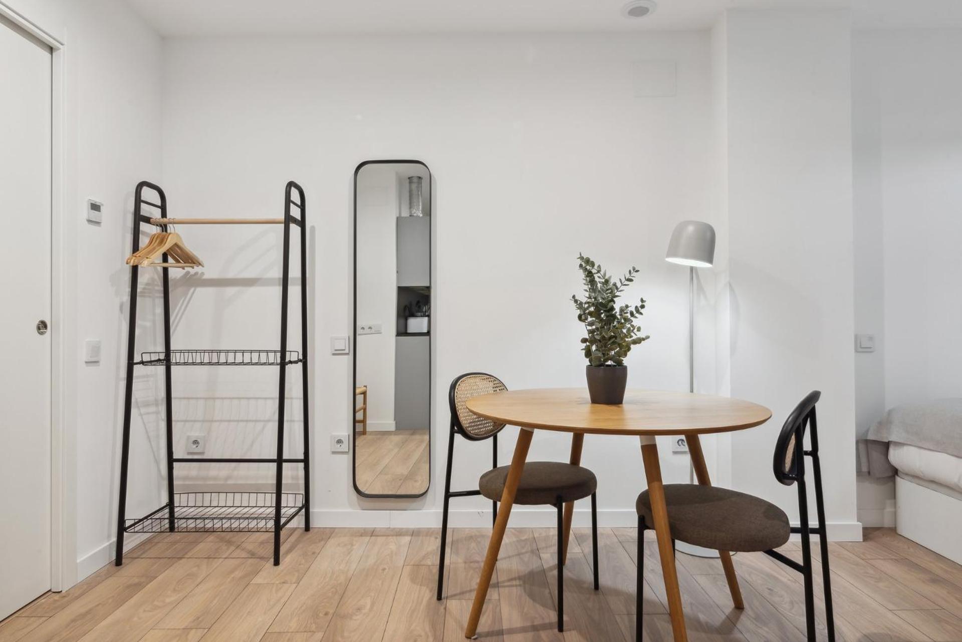 Limehome Carrer Del Pare Palau I Quer * Valencia
