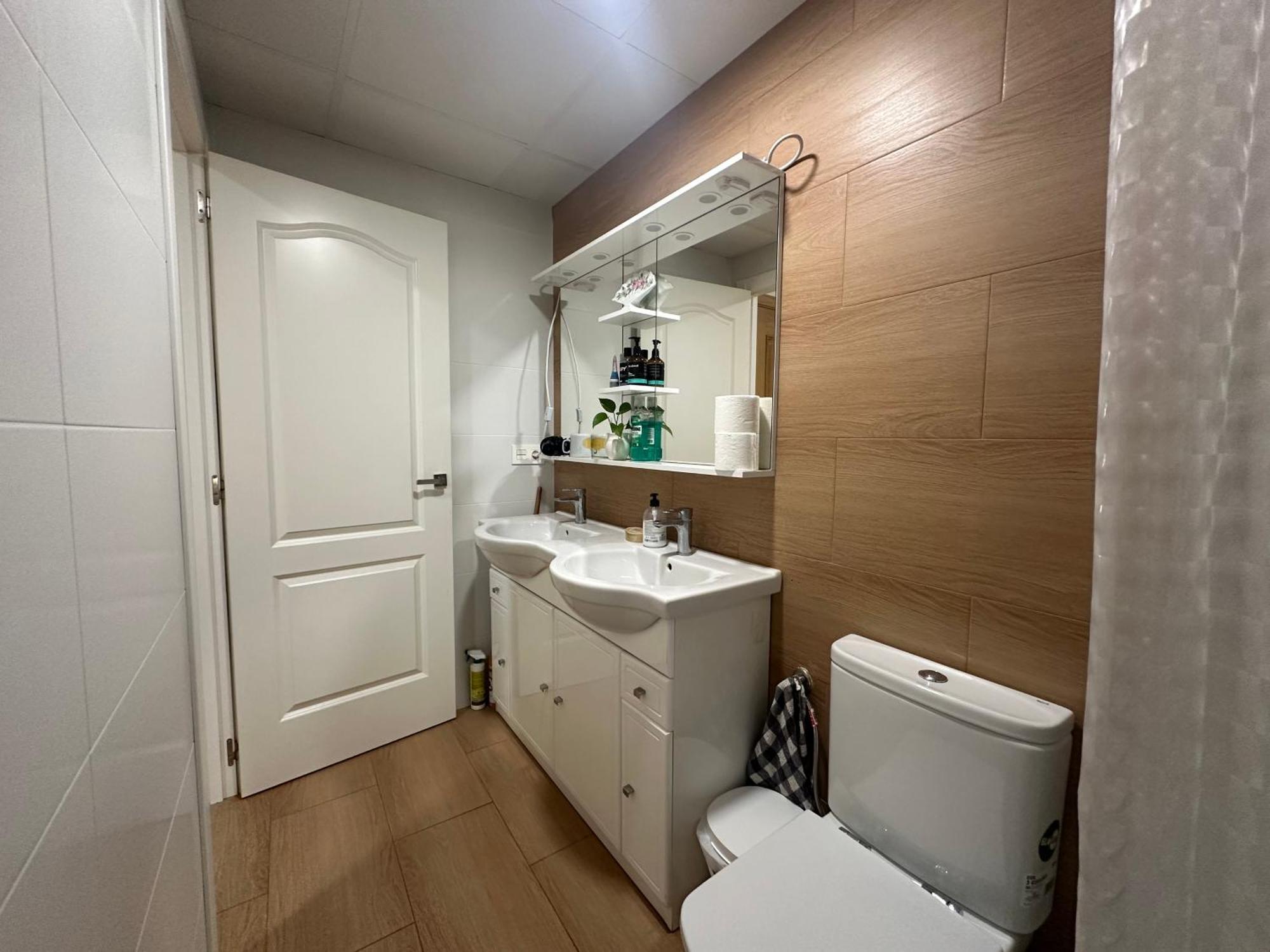 Mirador 1 Del Mercado - Con Bano Privado En El Centro De La Ciudad Vella Habitación en casa particular *