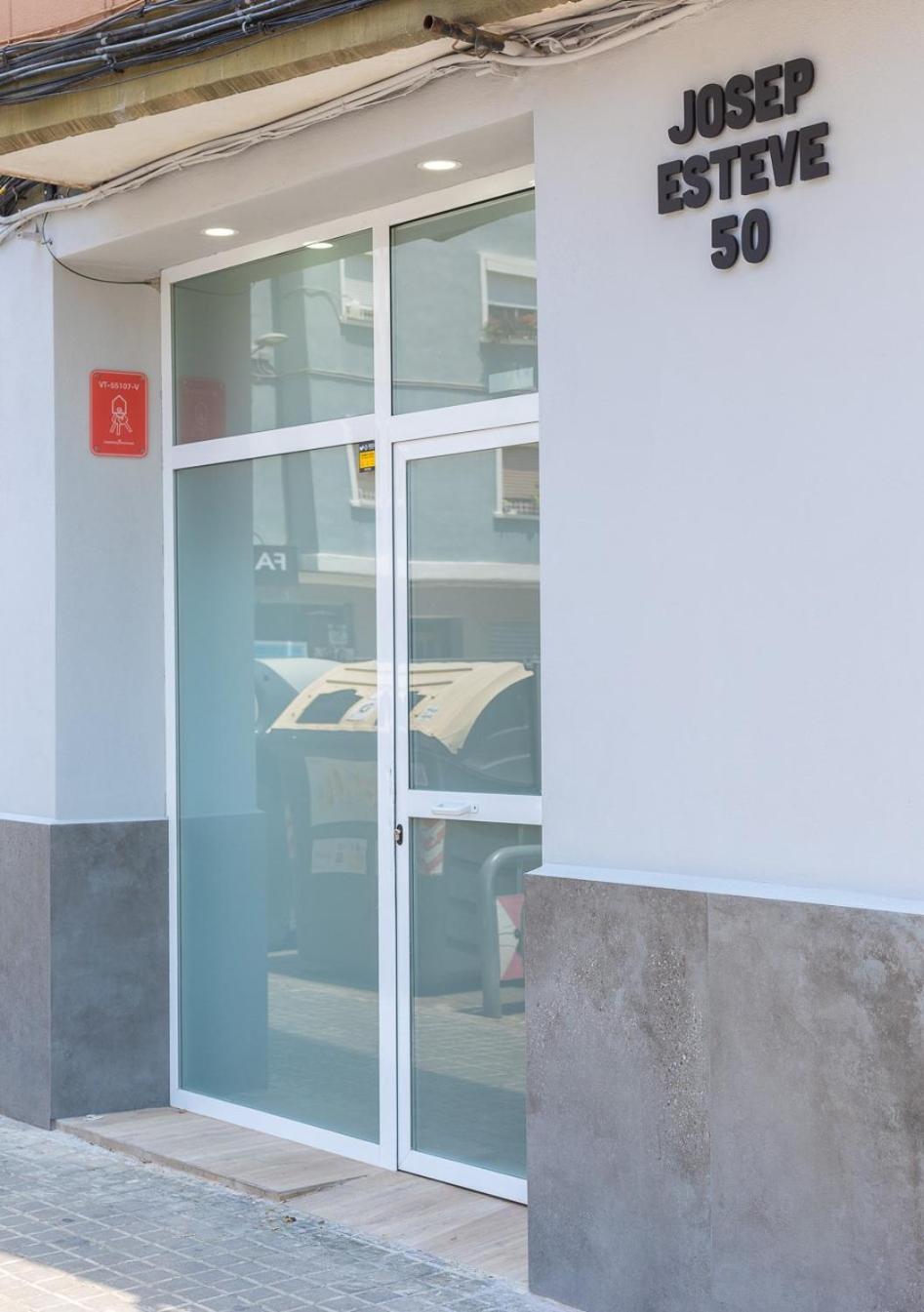 Moderno, Amplio Y Muy Comodo Apartamento Valencia