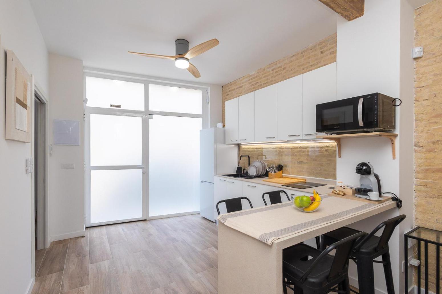 Moderno, Amplio Y Muy Comodo Apartamento *