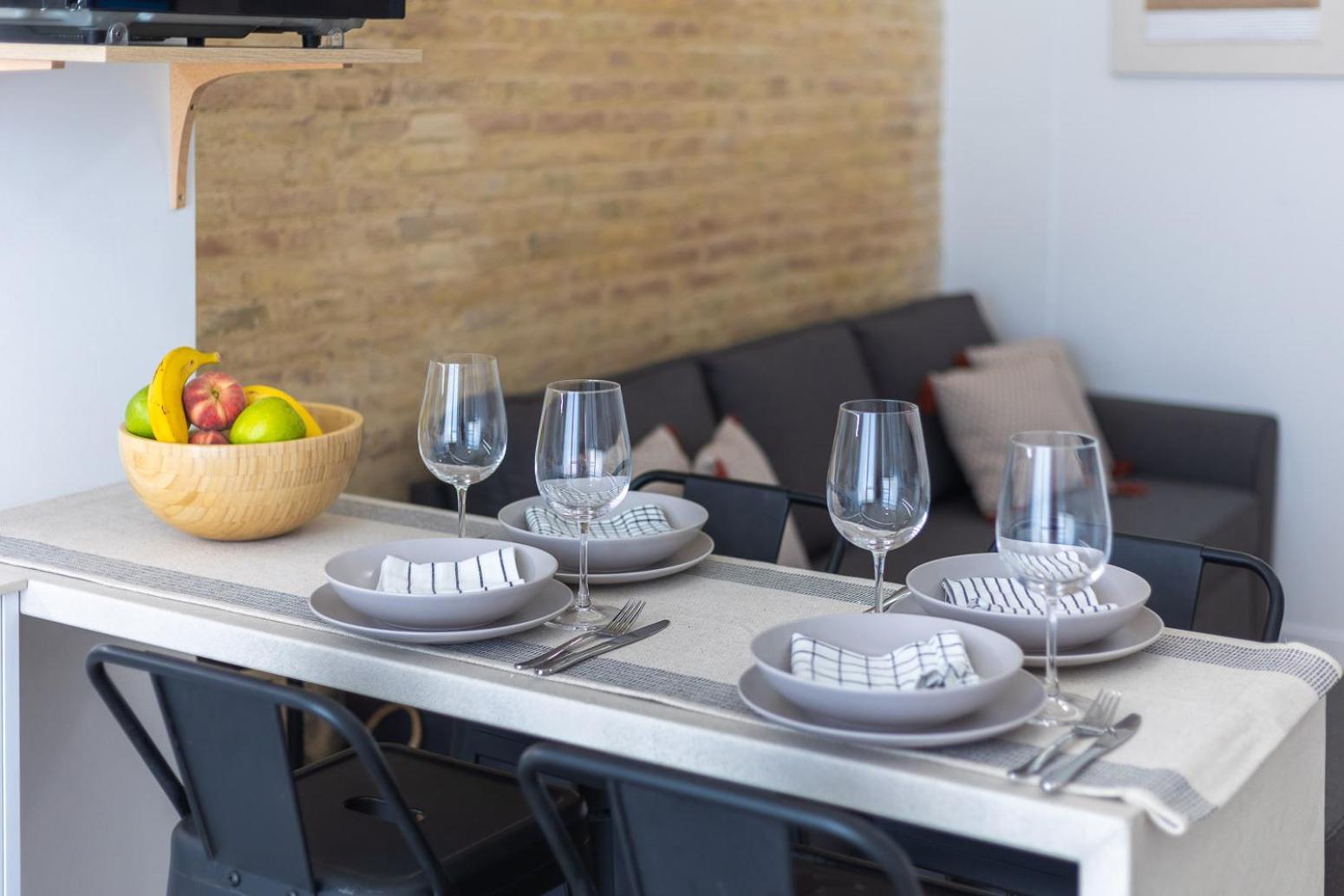 Moderno, Amplio Y Muy Comodo Apartamento