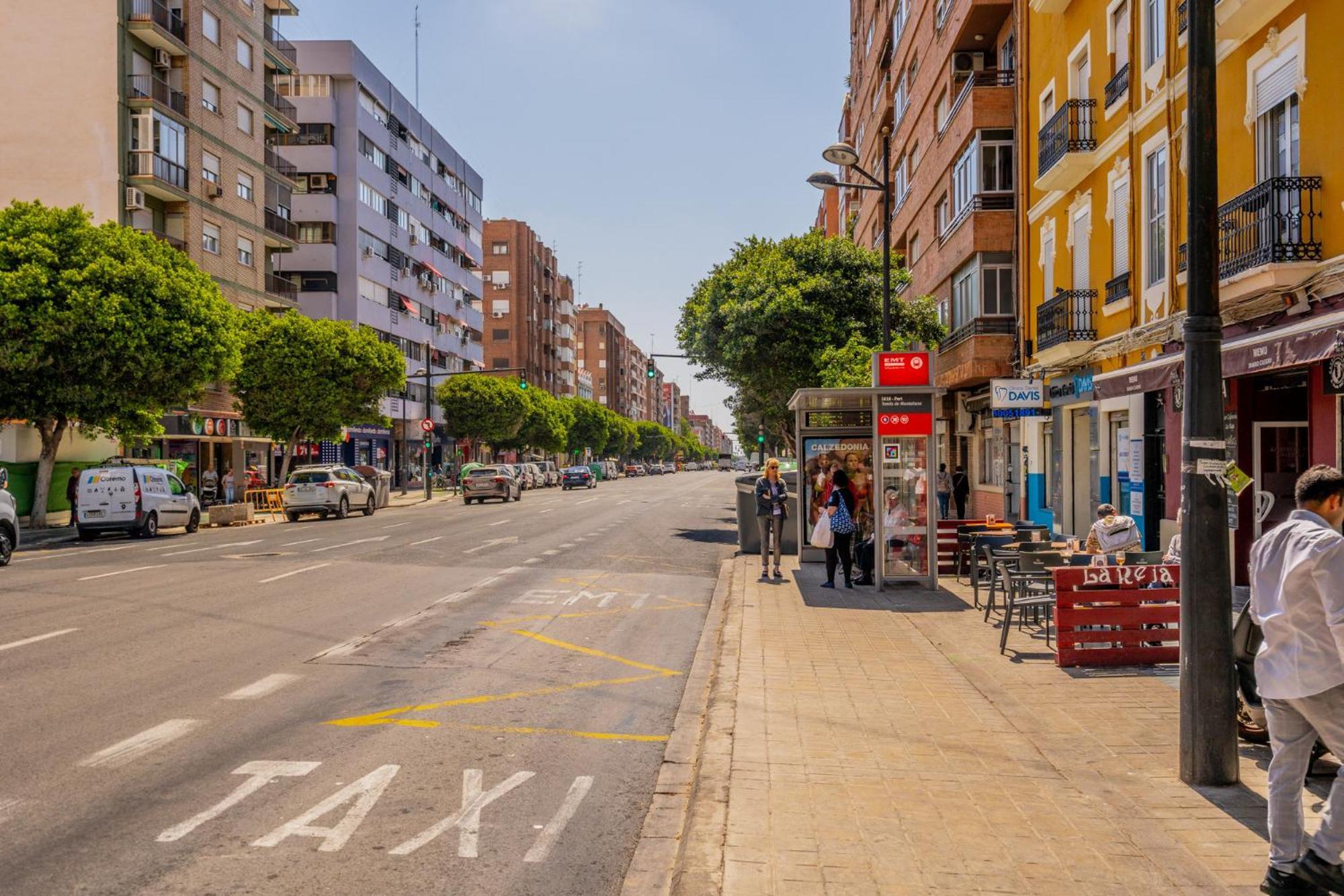 Familiar En Avenida Del Puerto *