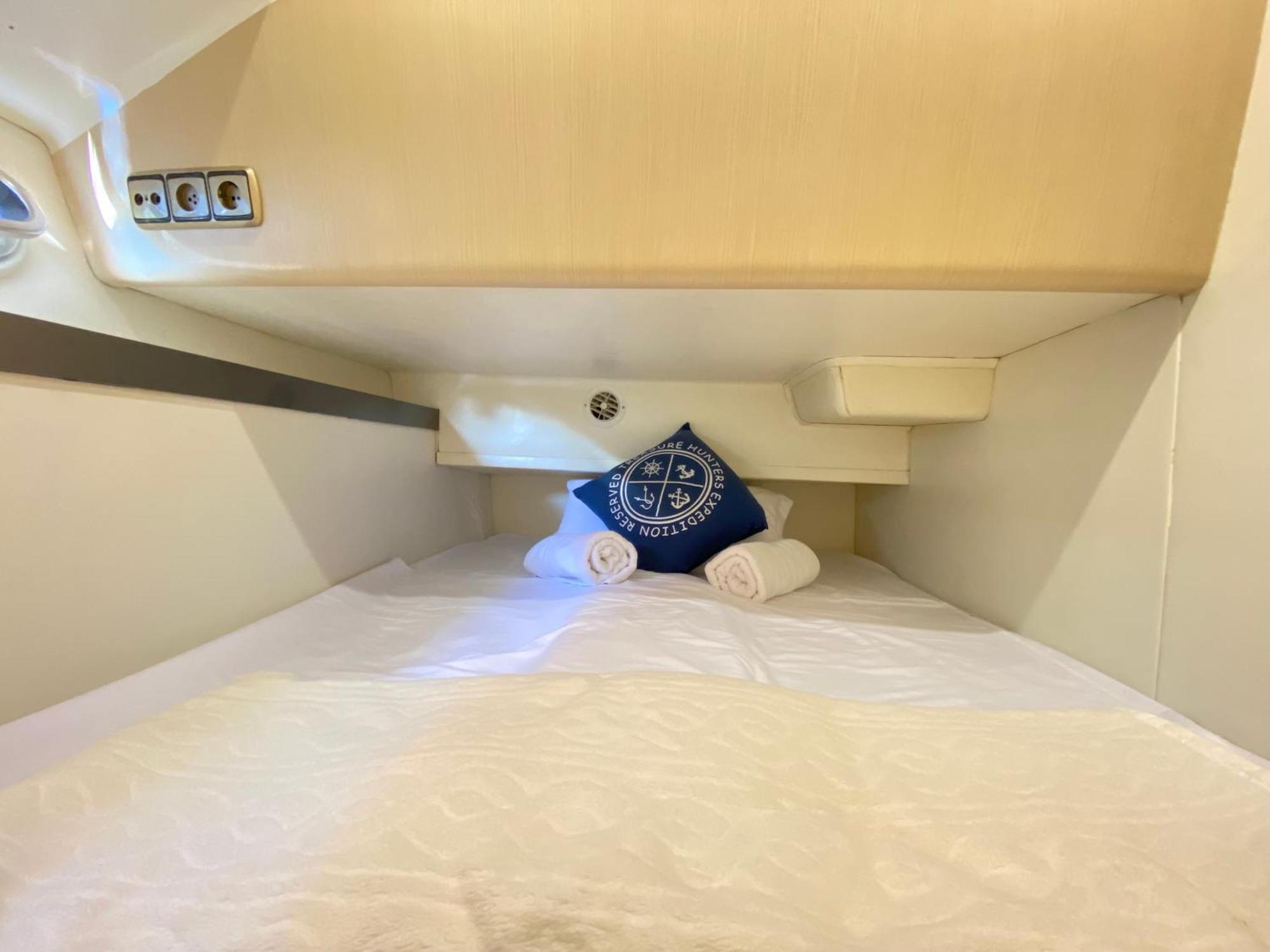The Yacht Experience Hotel en barco
