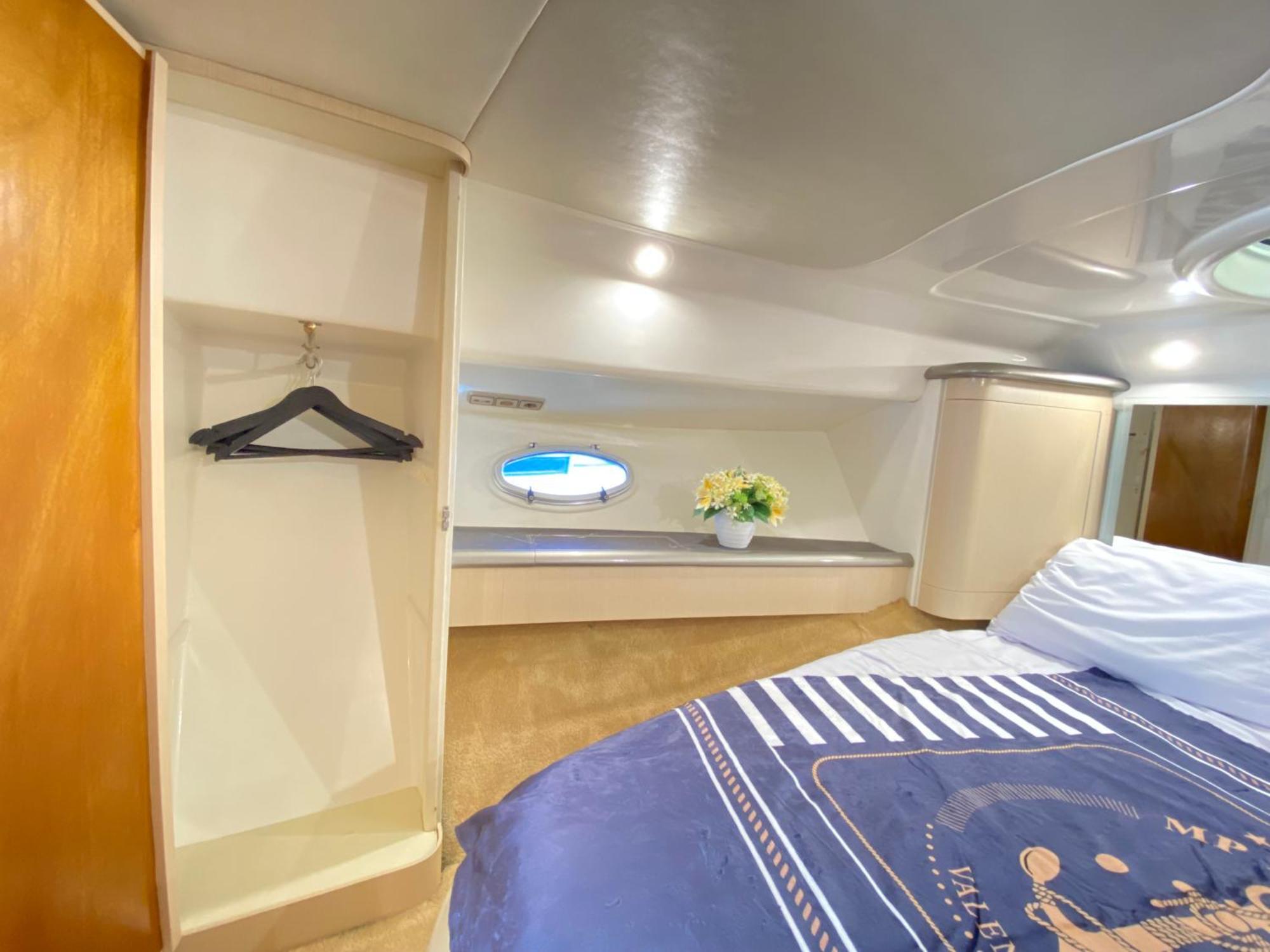The Yacht Experience *