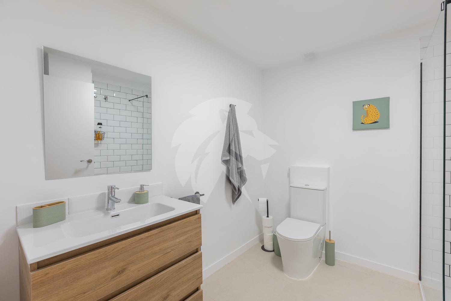 Amplio Cerca Centro Historico Y Turia 5pax 2 Bath Apartment *