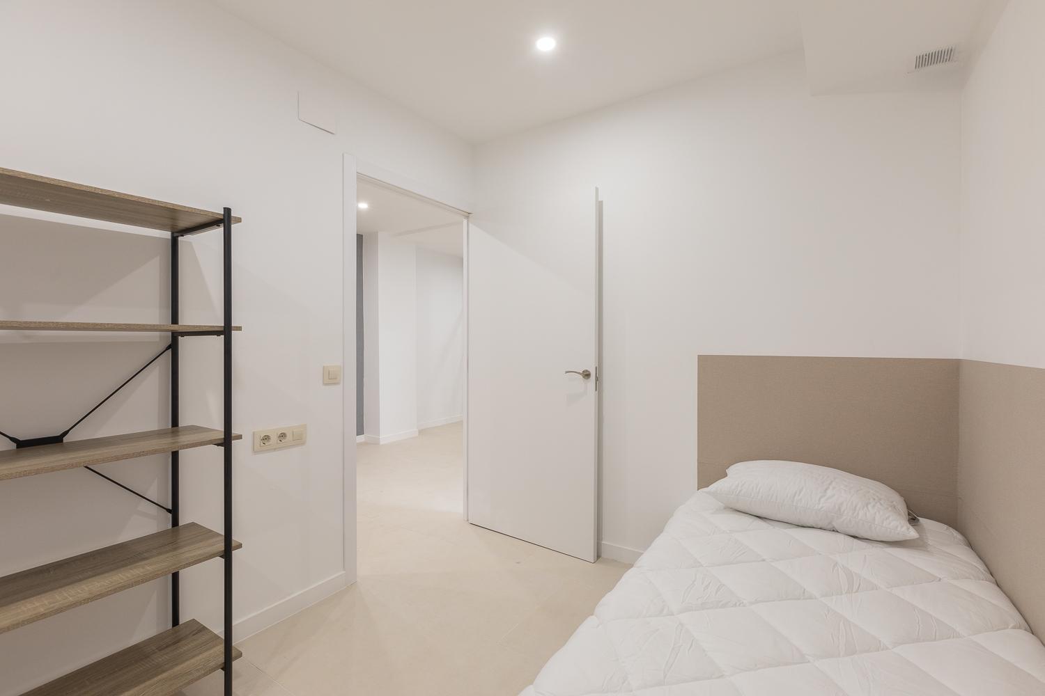 Apartment Amplio Cerca Centro Historico Y Turia 5pax 2 Bath