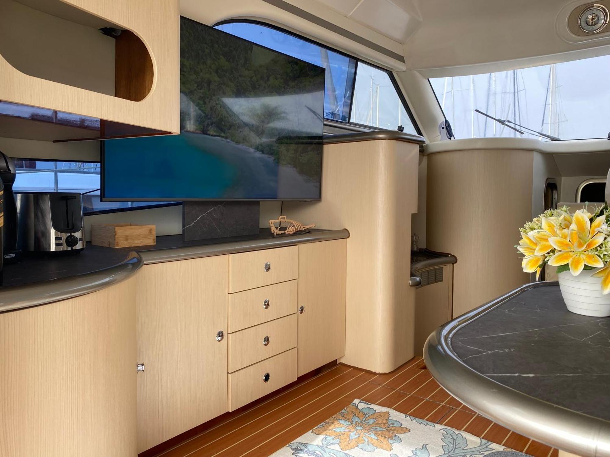 The Yacht Experience *