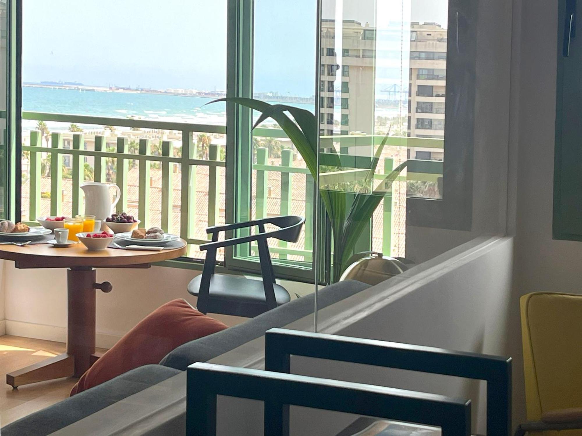 Stylish Well-connected Beachfront Flat Apartamento Valencia