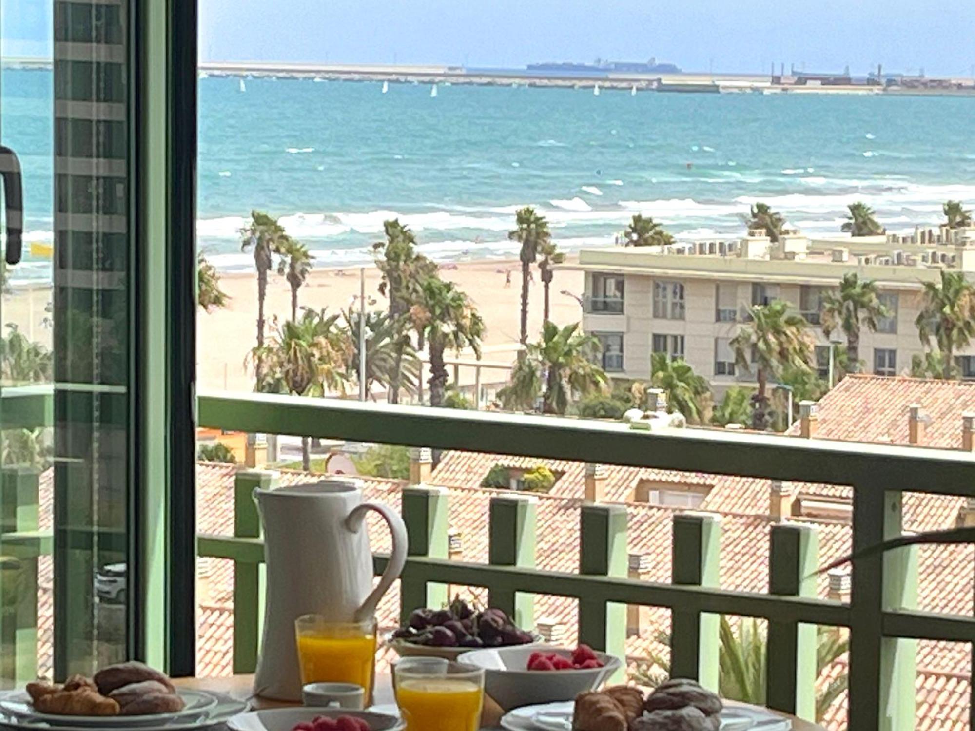 Apartamento Stylish Well-connected Beachfront Flat *