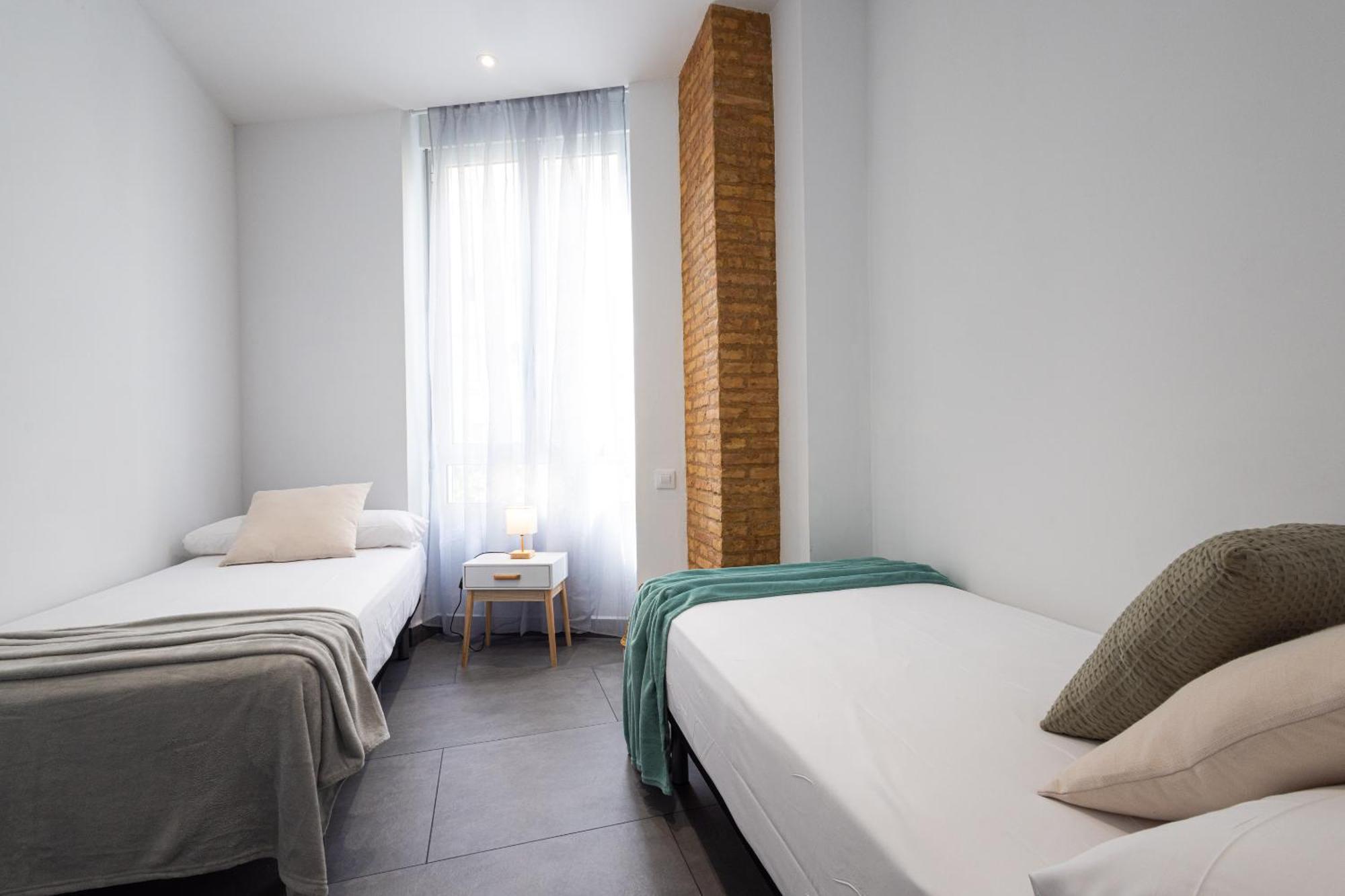 Florit Flats - The Patraix Apartment