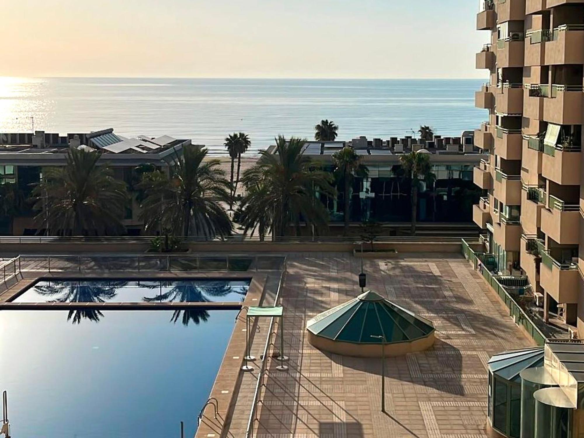 Apartamento Stylish Well-connected Beachfront Flat *