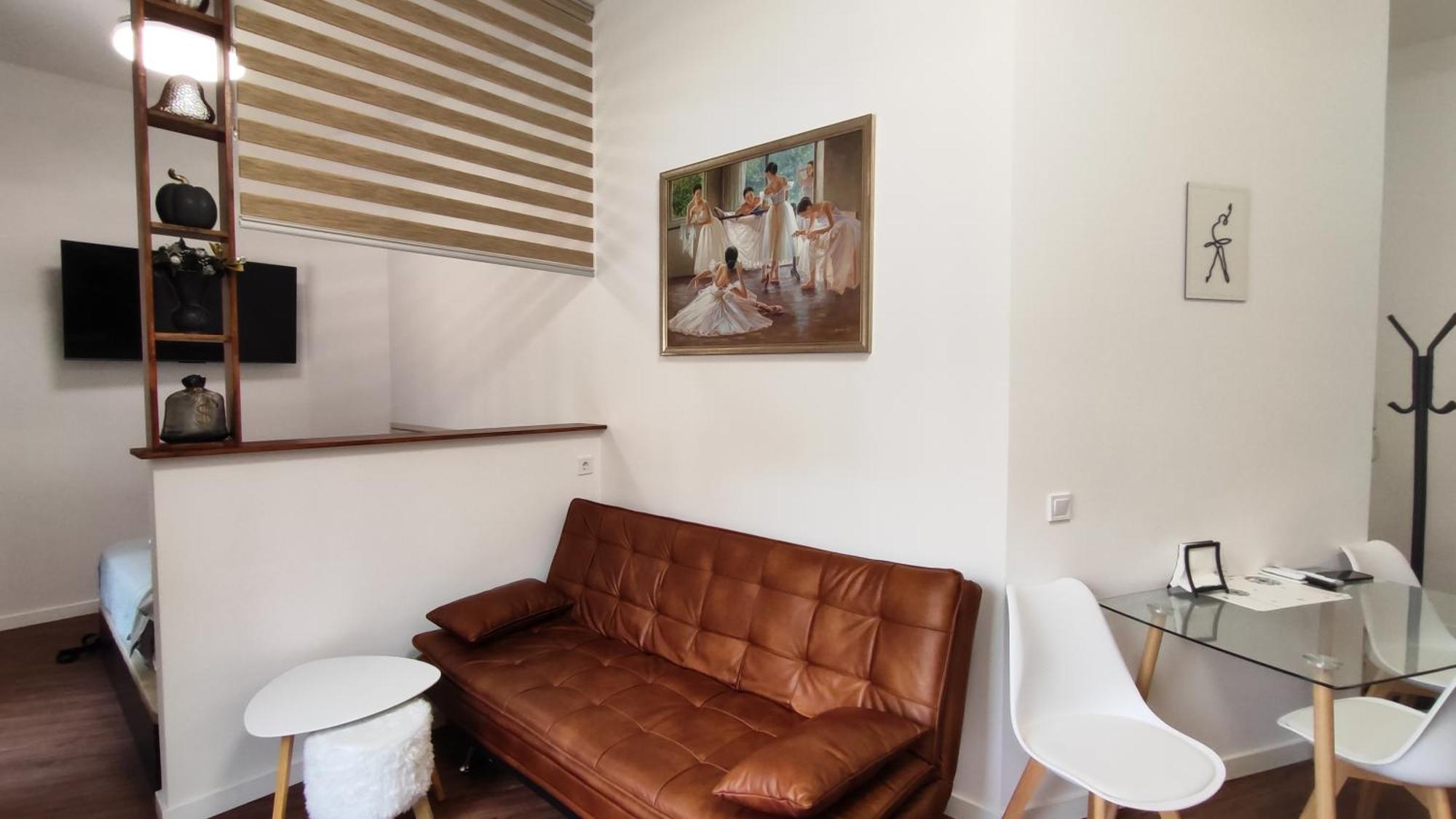 Reina Apartment