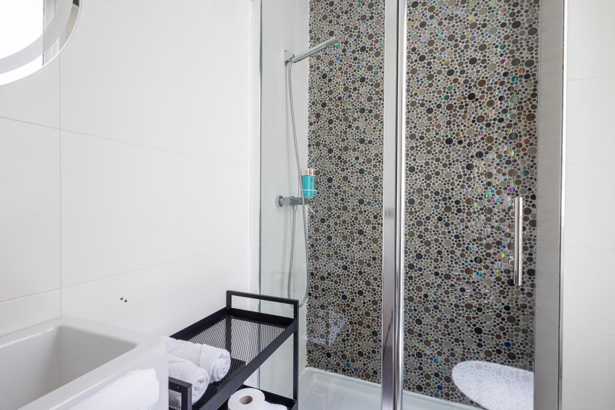Stylish 2 Bedroom Ac Wifi Terrace Attic In Center Valencia