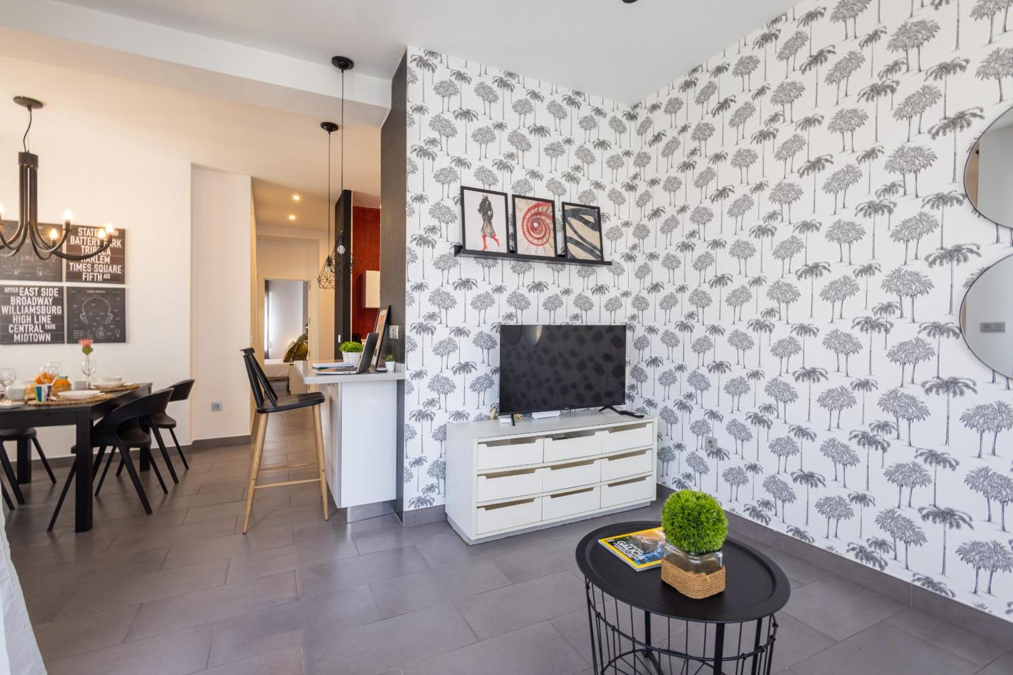 Stylish 2 Bedroom Ac Wifi Terrace Attic In Center Apartamento