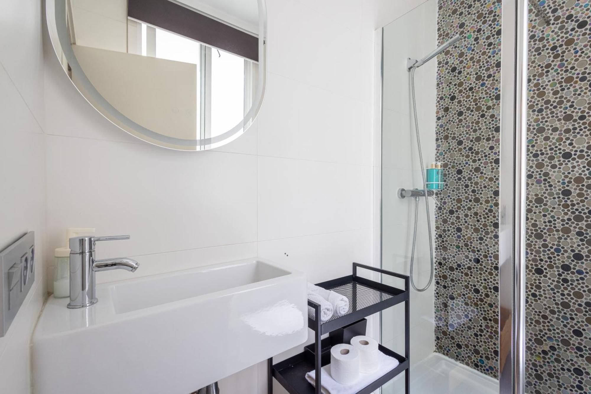 Stylish 2 Bedroom Ac Wifi Terrace Attic In Center Valencia
