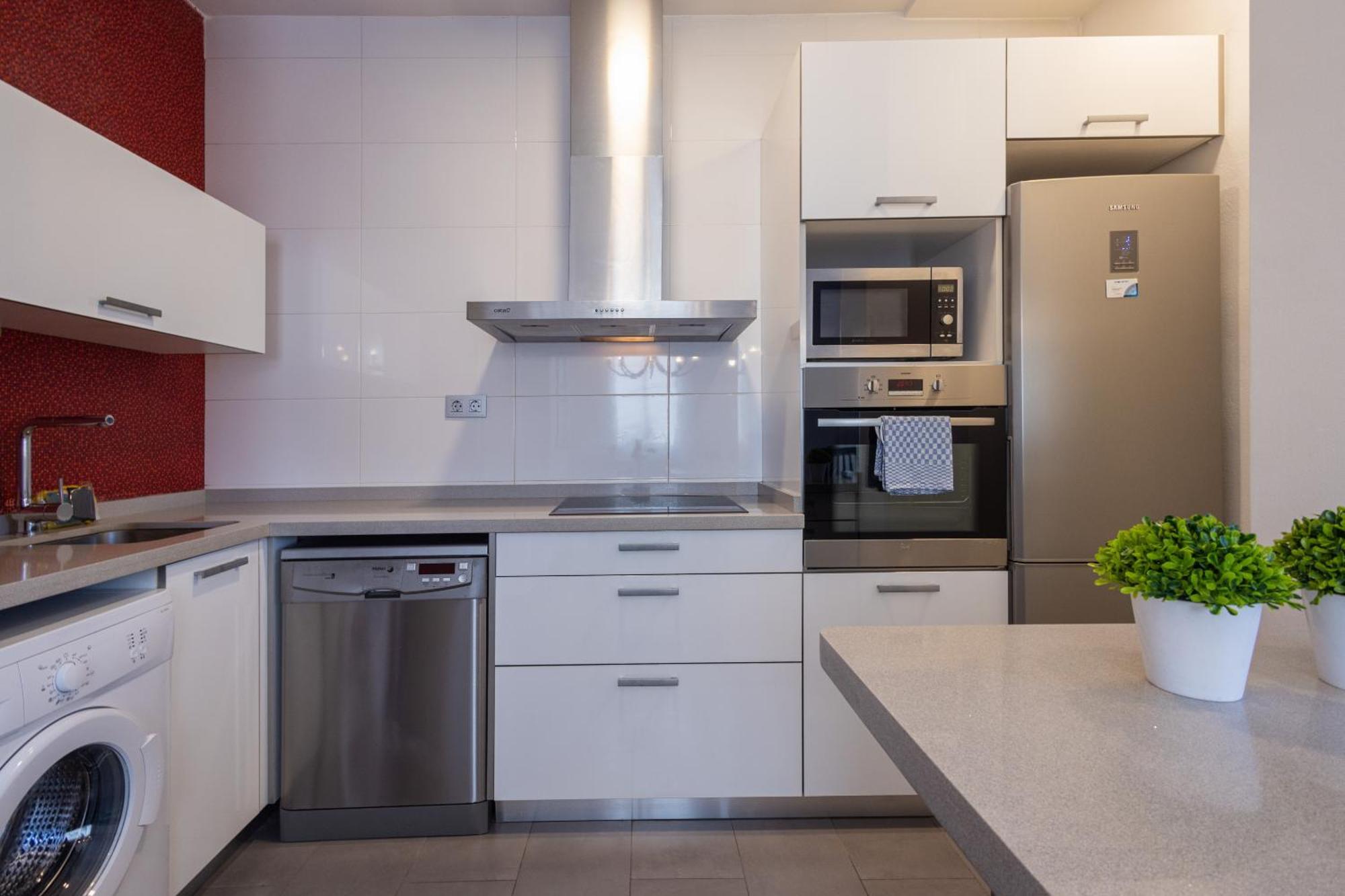 Apartamento Stylish 2 Bedroom Ac Wifi Terrace Attic In Center