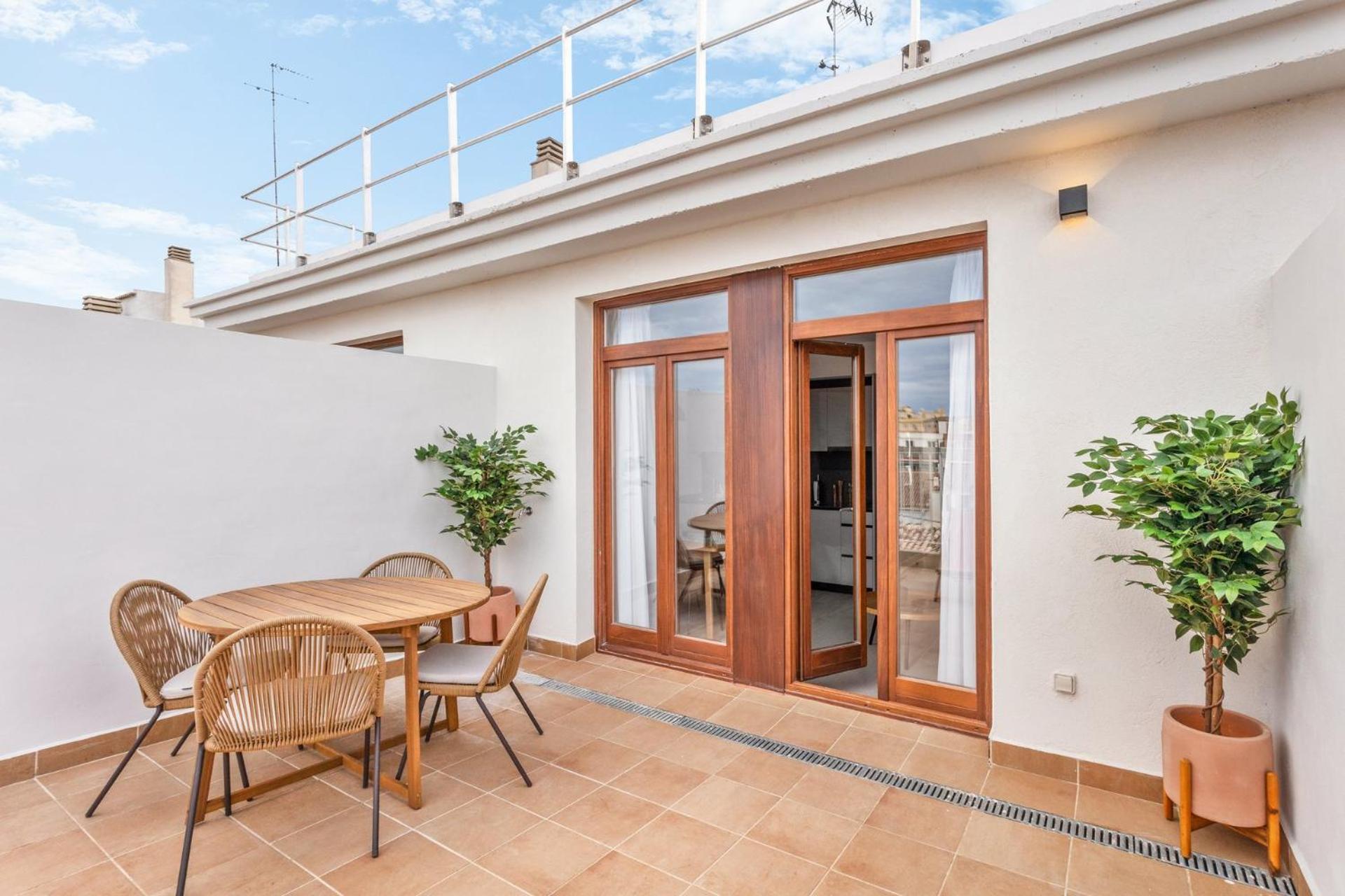 Limehome Calle De Cadiz *