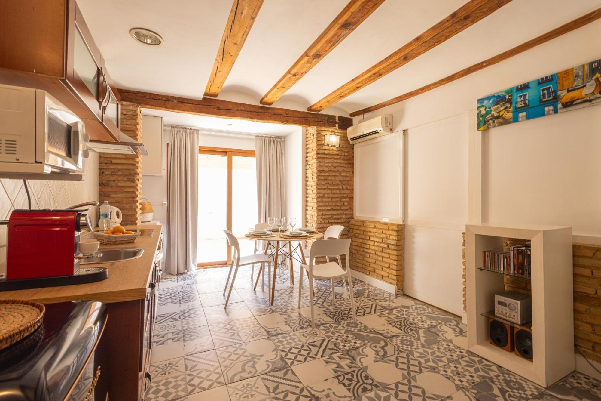 Florit Flats - Cozy Wifi Ac Loft In The Heart Of Ruzafa *