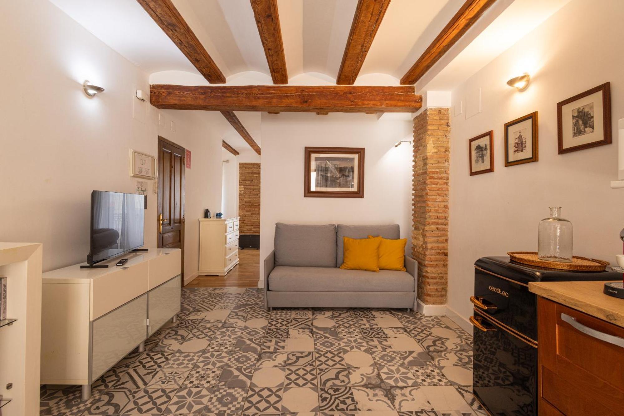 Apartamento Florit Flats - Cozy Wifi Ac Loft In The Heart Of Ruzafa