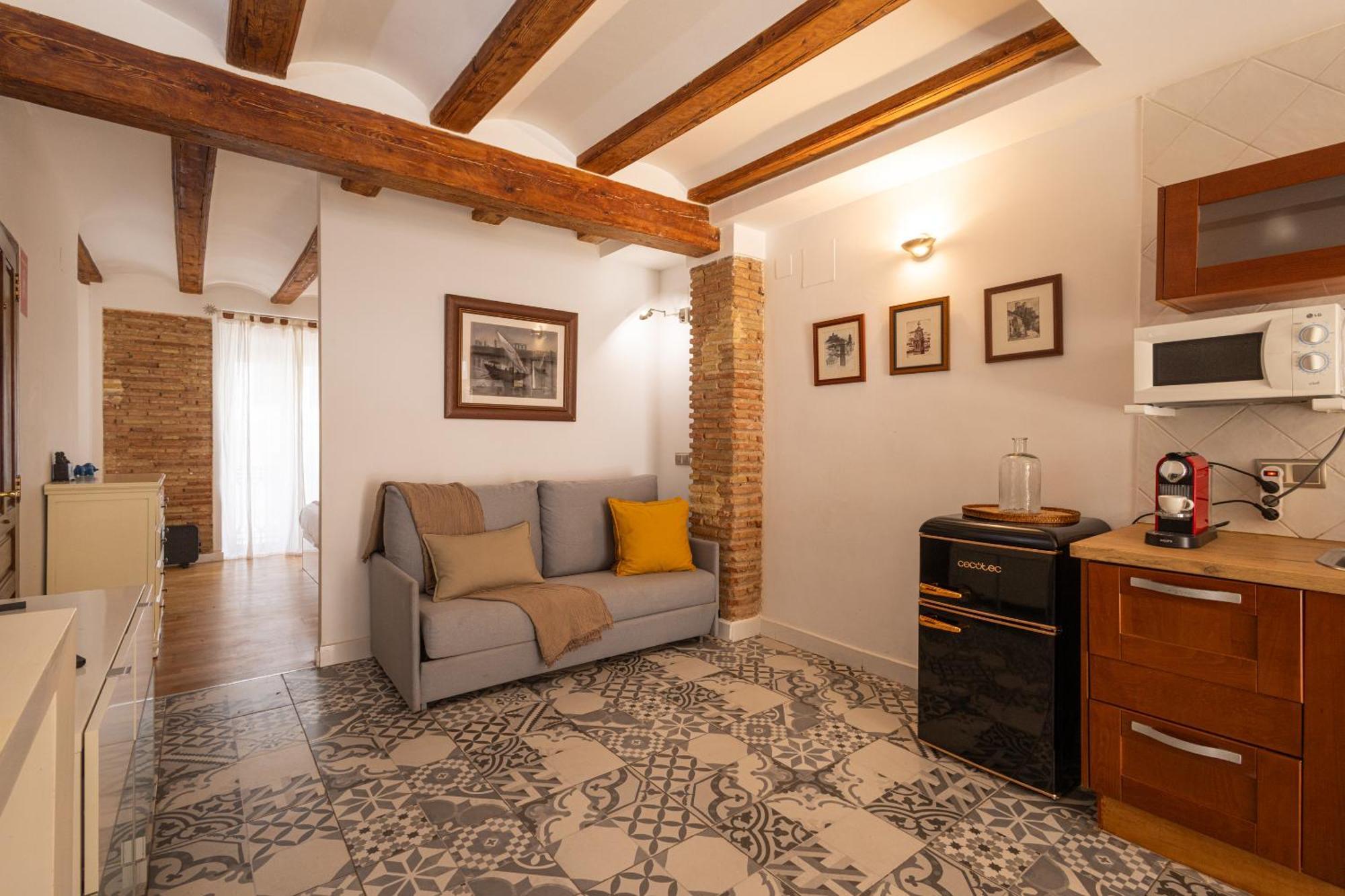 Florit Flats - Cozy Wifi Ac Loft In The Heart Of Ruzafa Valencia