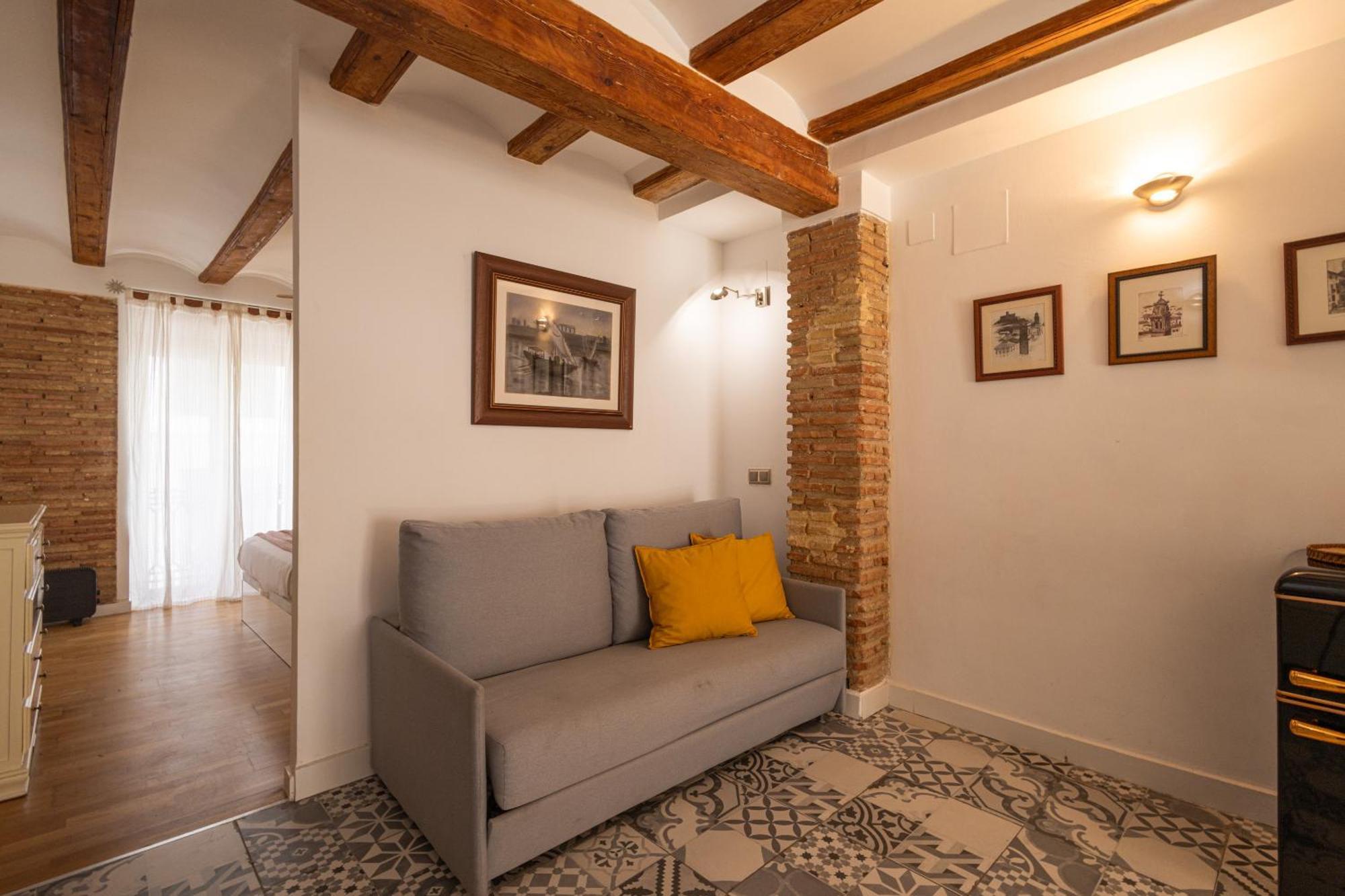 Apartamento Florit Flats - Cozy Wifi Ac Loft In The Heart Of Ruzafa