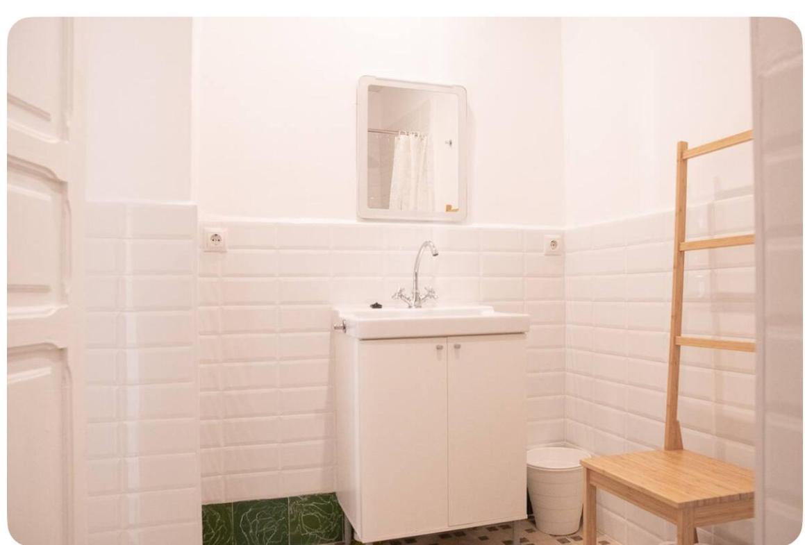 Con Bano Privado 1 Cama De Matrimonio Valencia