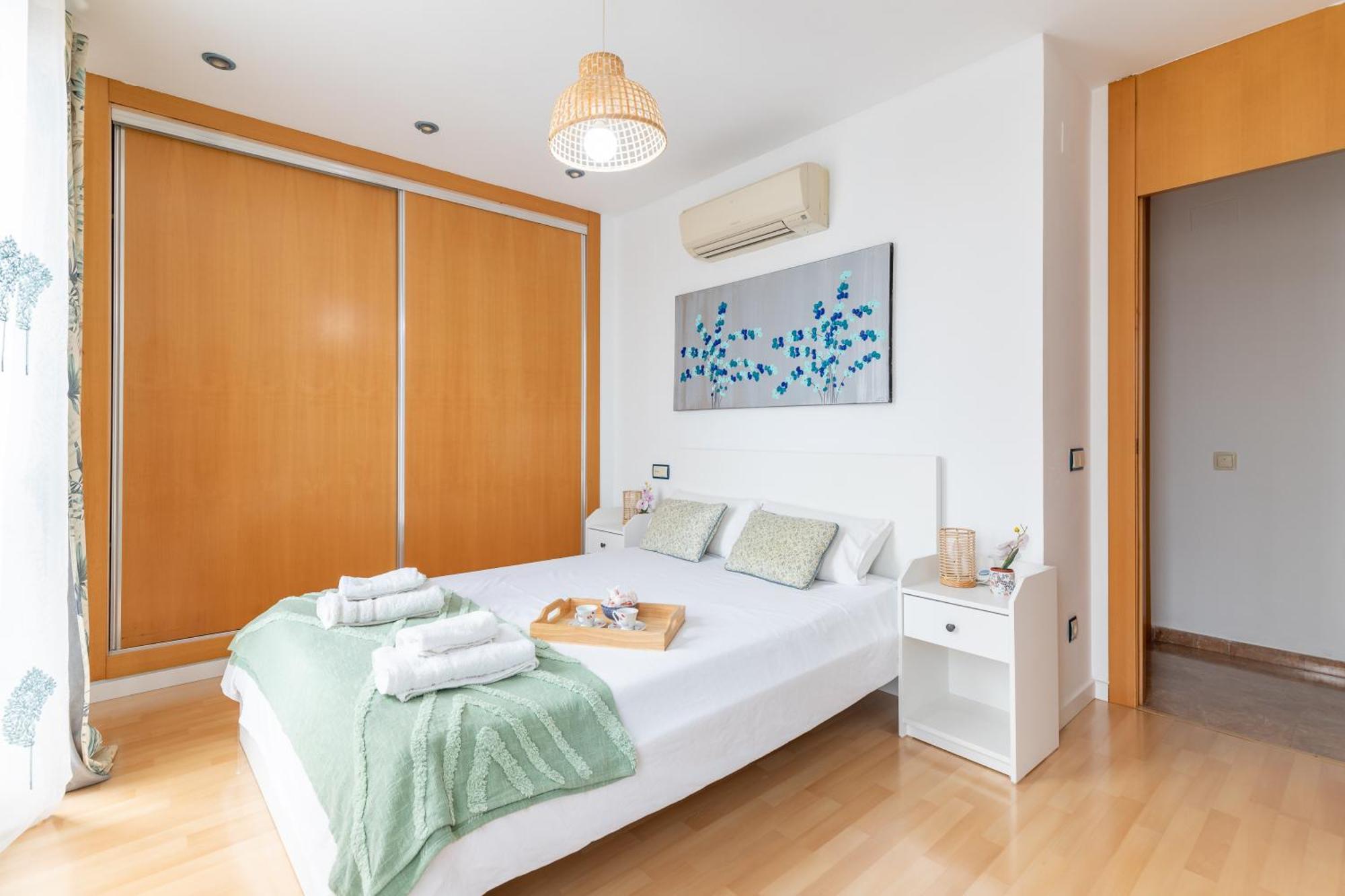 Penthouse Duplex In A 4 Floors Spanish House -8 Min To Center By Metro Apartment Valencia