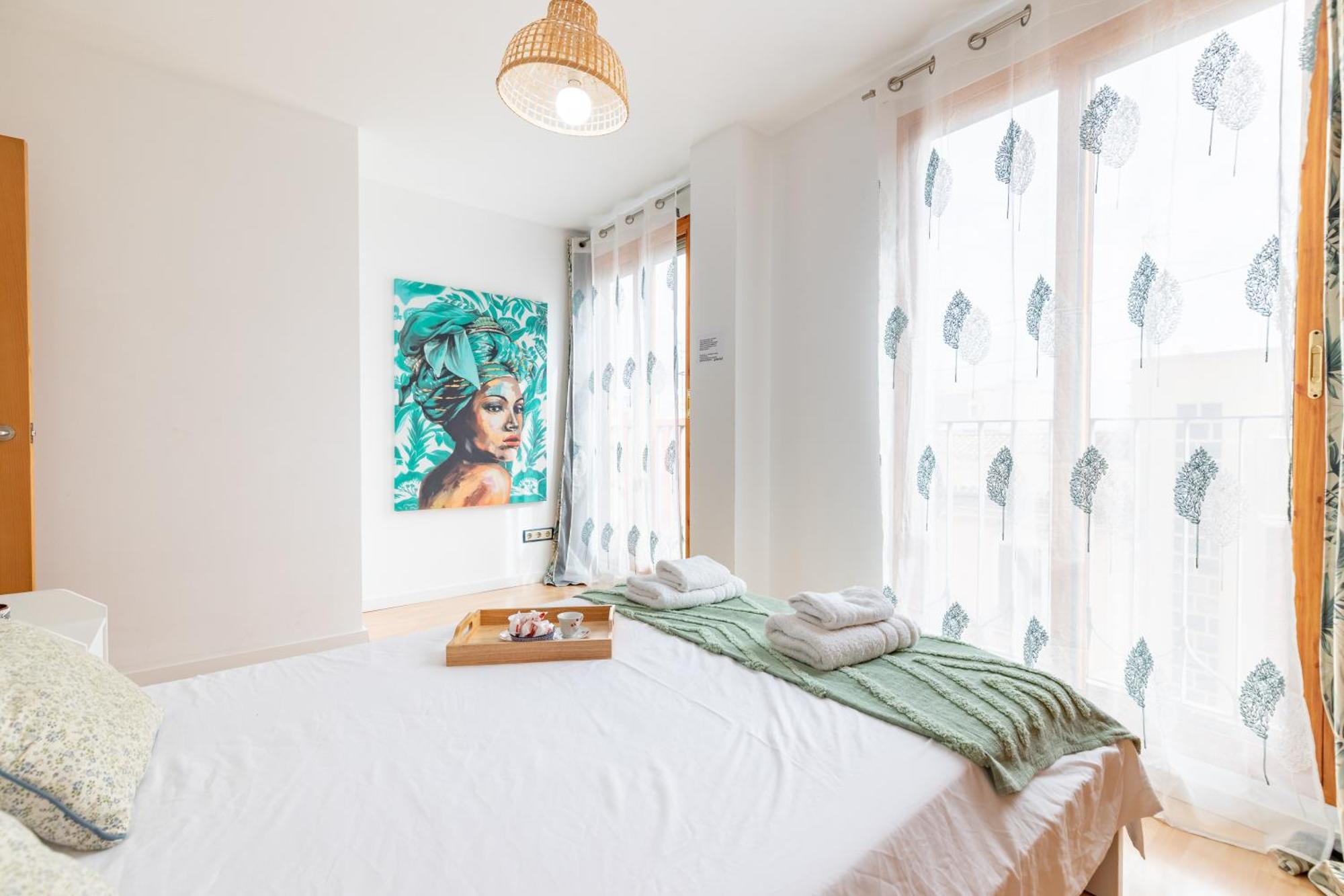 Apartment Penthouse Duplex In A 4 Floors Spanish House -8 Min To Center By Metro *