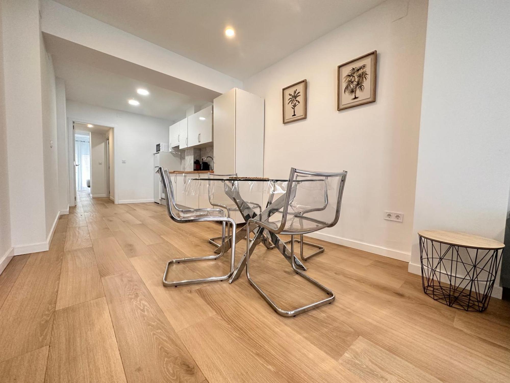 Artes Y Oficios Ab Apartamento