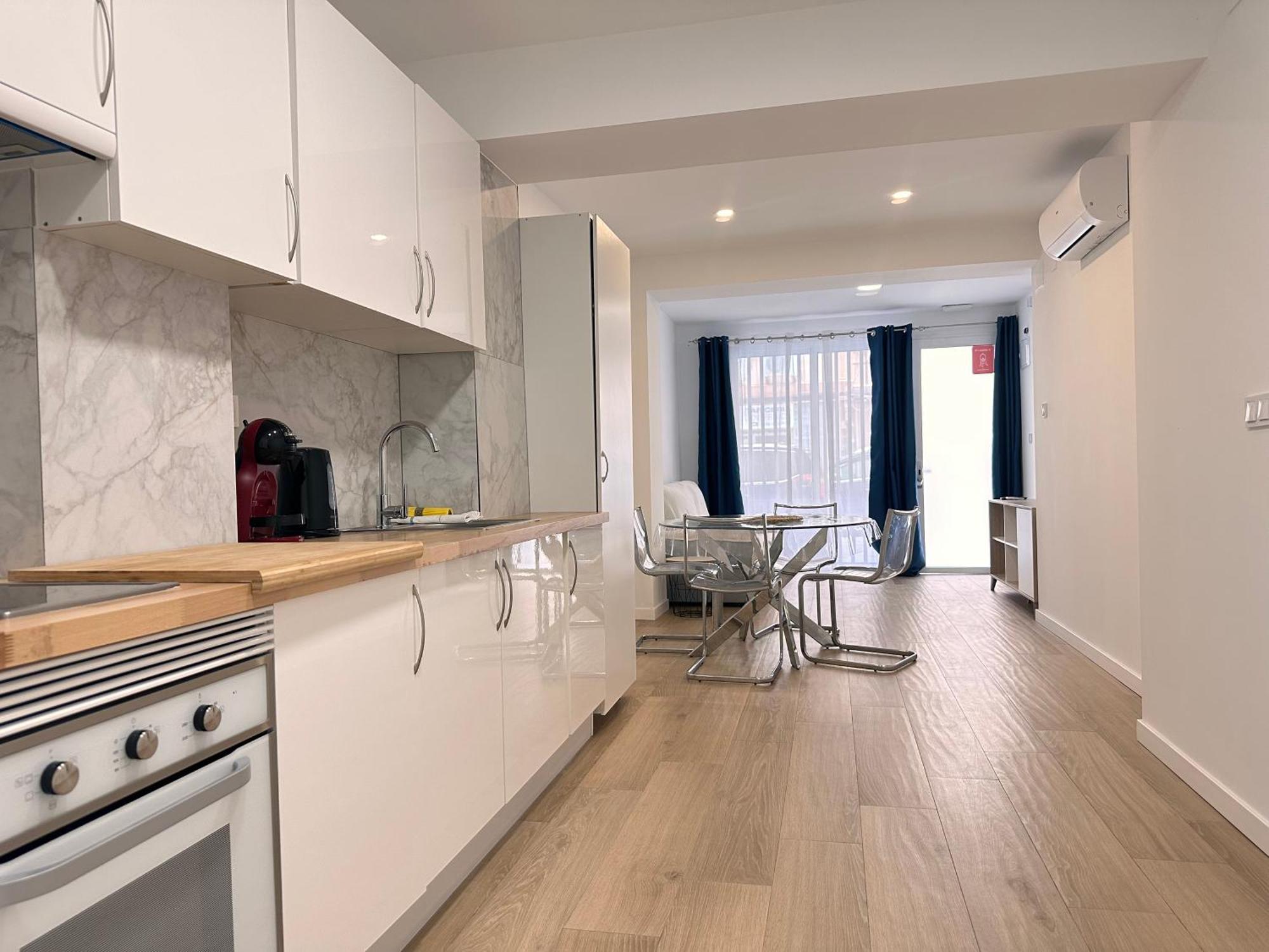 Artes Y Oficios Ab Apartamento Valencia