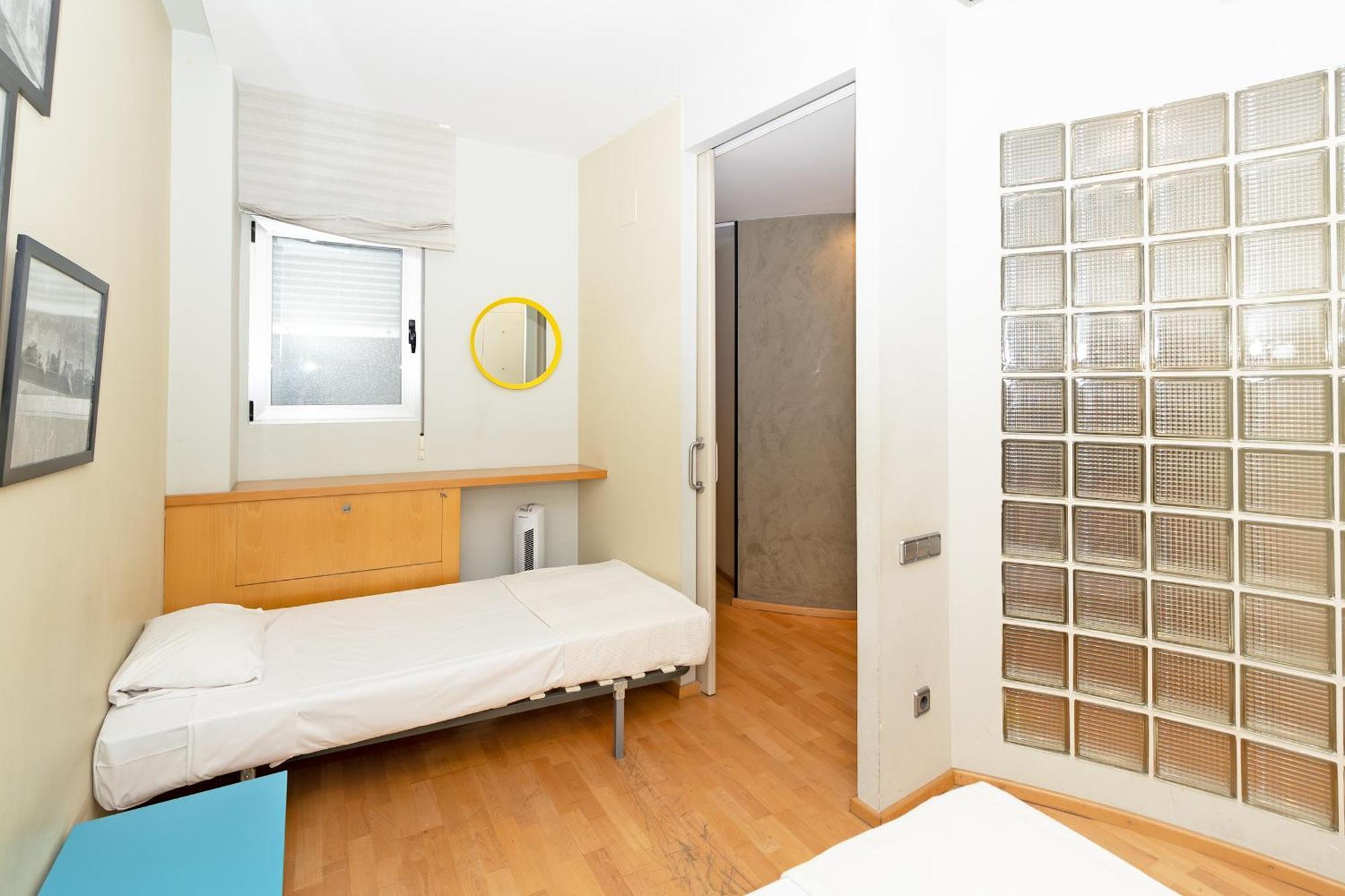 Amplio En Centro By Rent Me *
