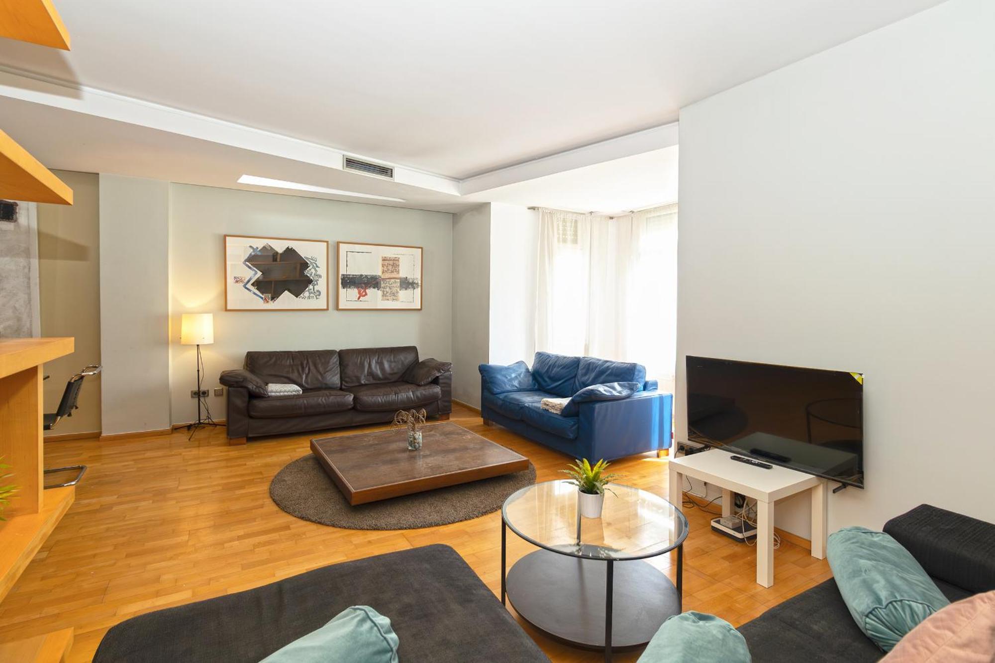 Amplio En Centro By Rent Me Valencia
