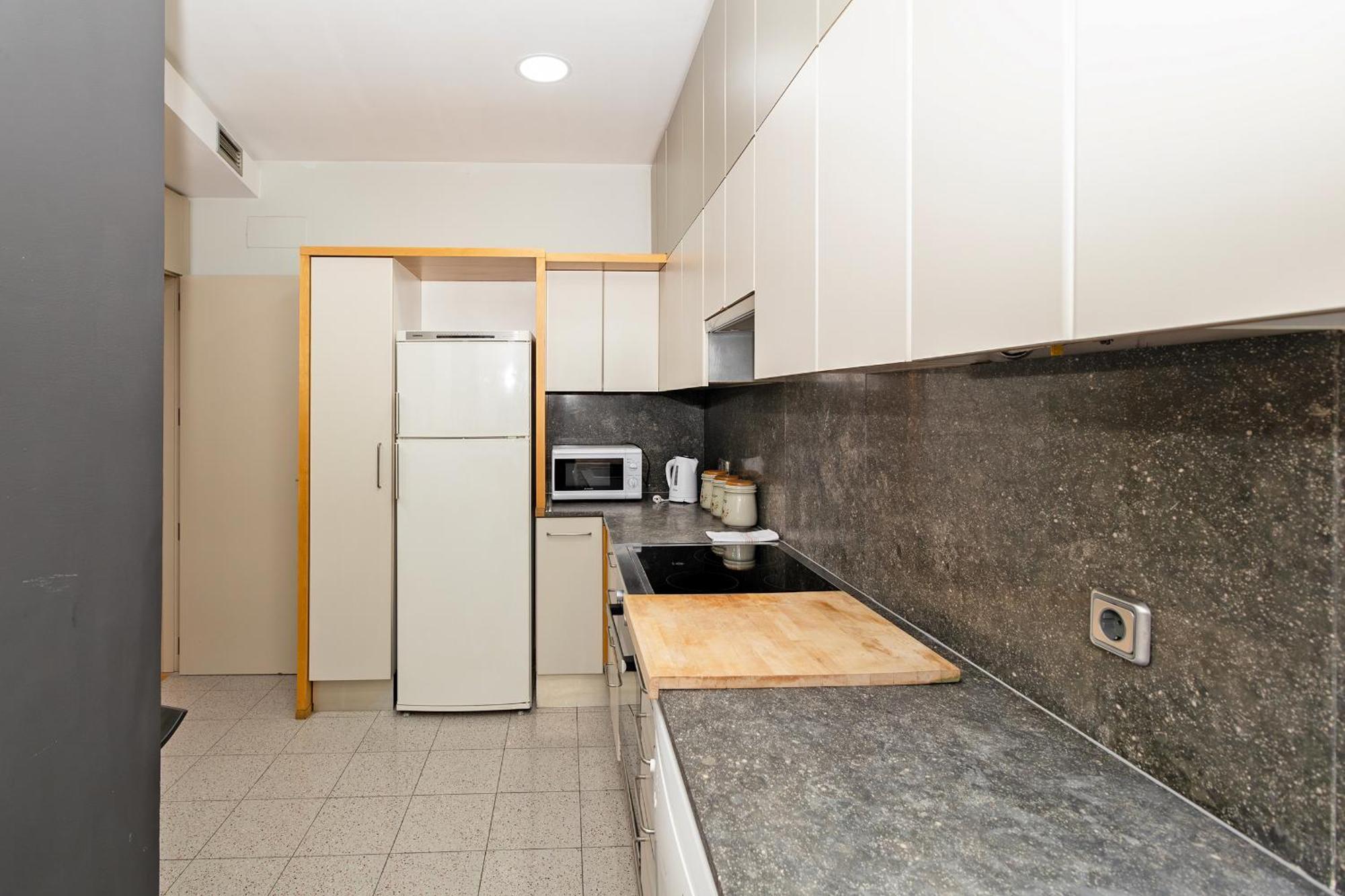 Apartamento Amplio En Centro By Rent Me Valencia